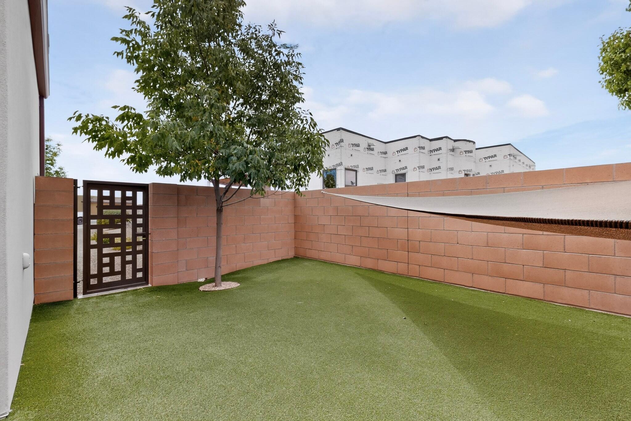 6201 Casa Blanca Drive NW