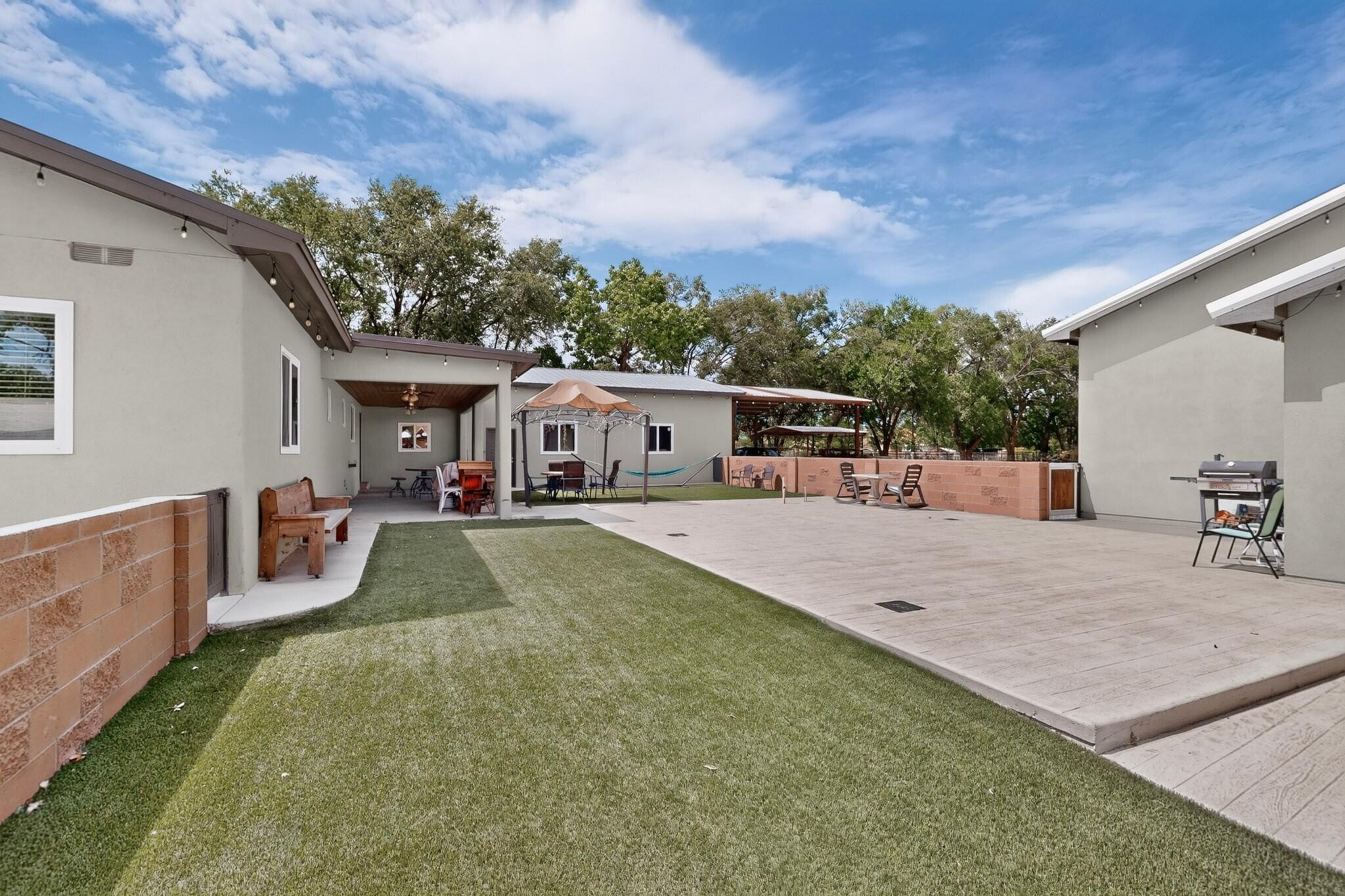 6015 Hubbell Circle SW
