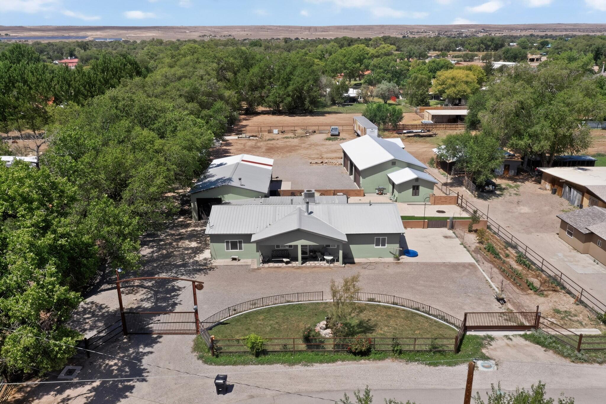 6015 Hubbell Circle SW