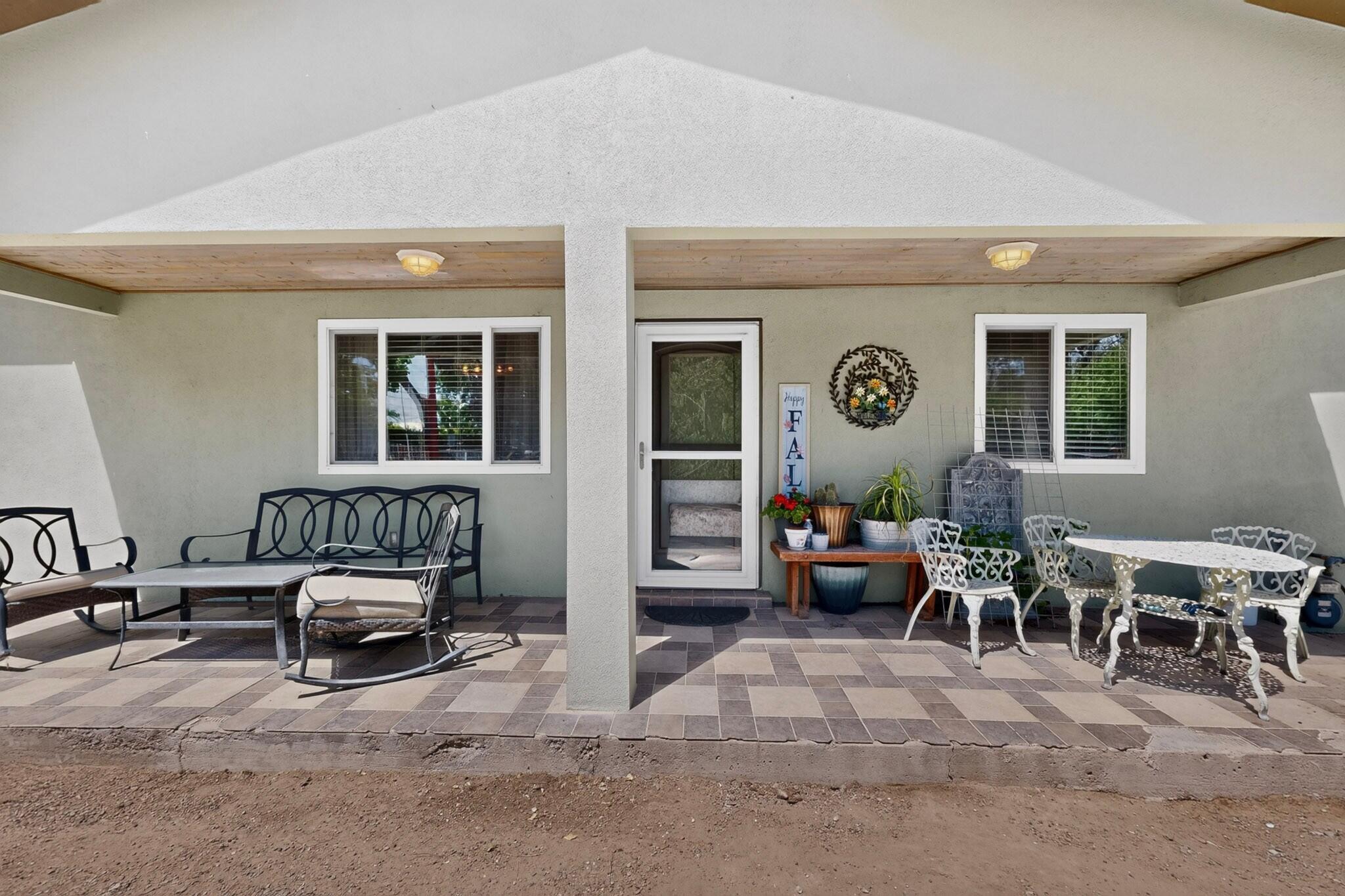 6015 Hubbell Circle SW