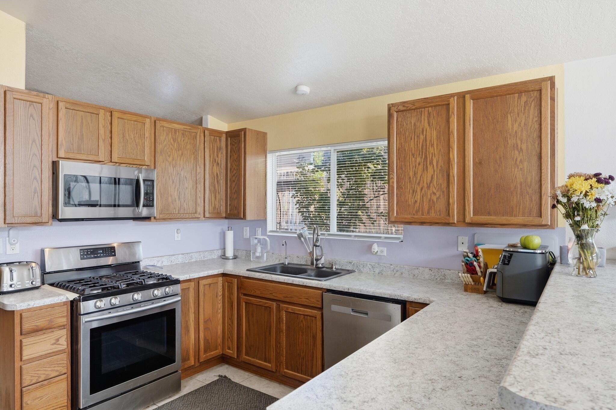 10612 Satellite Street NW