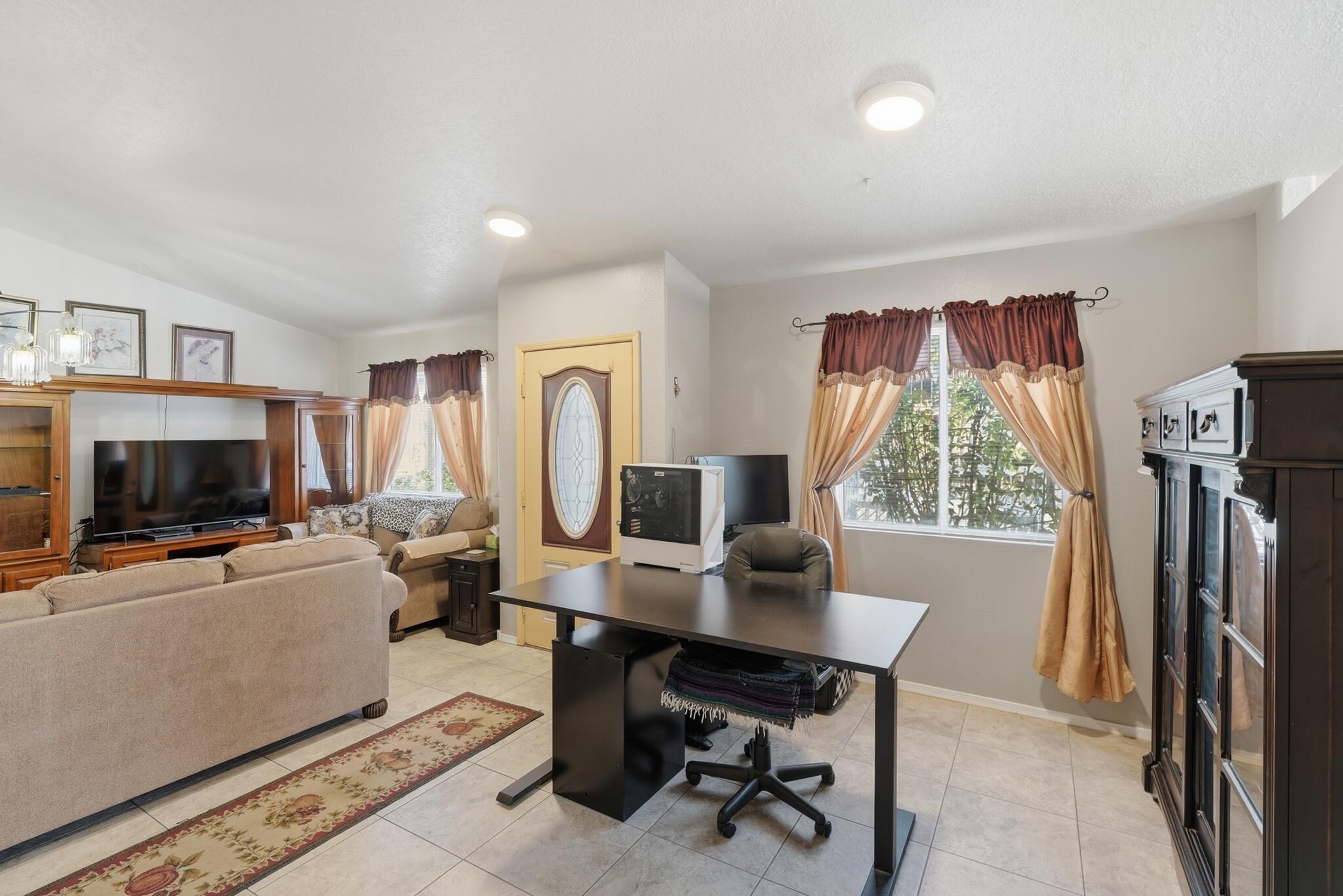 10612 Satellite Street NW
