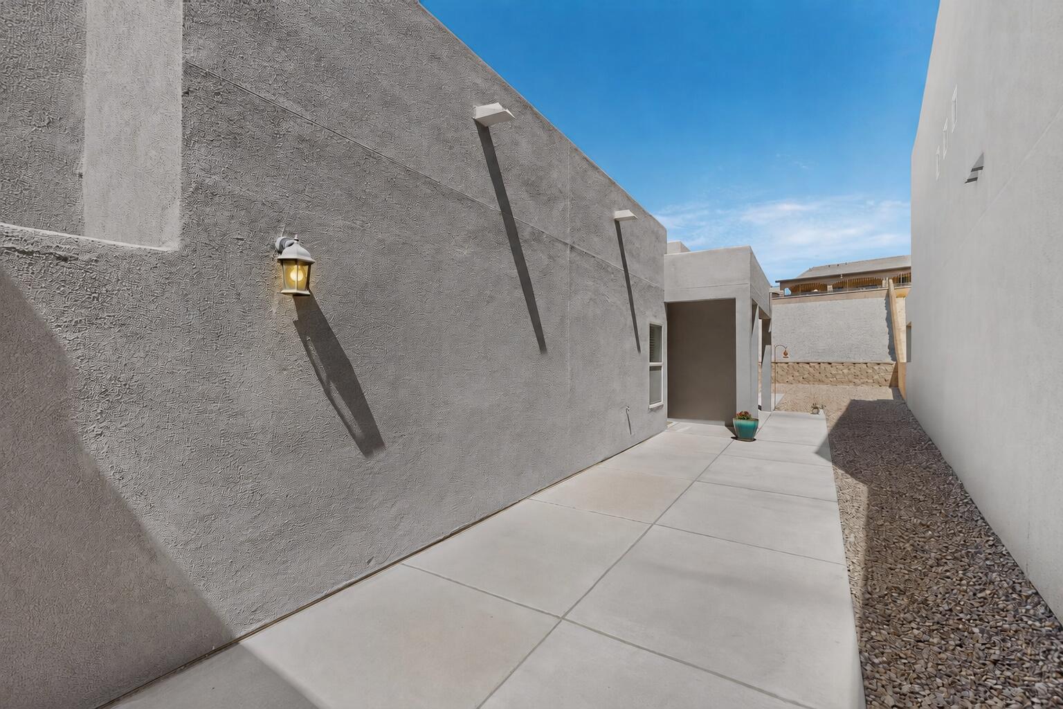 1674 Tierra Verde Loop NW
