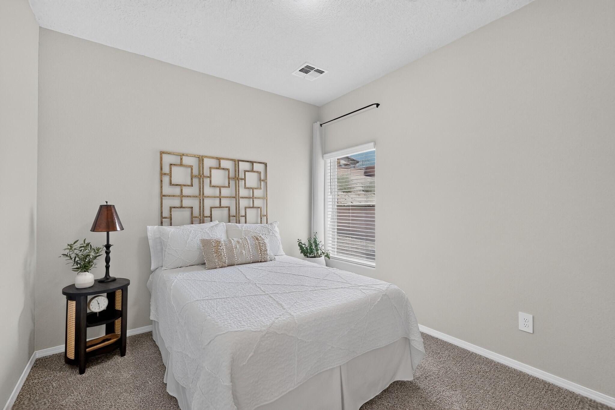 1674 Tierra Verde Loop NW