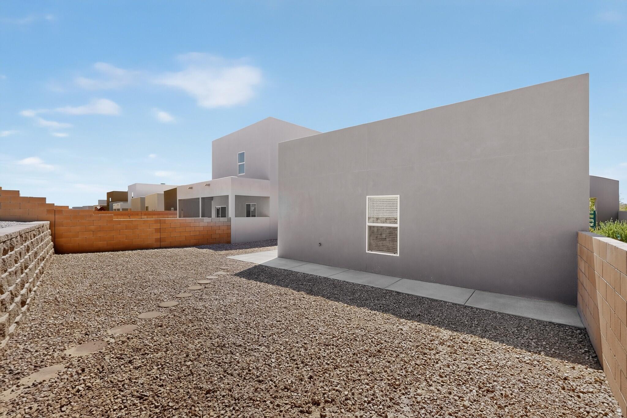 1674 Tierra Verde Loop NW