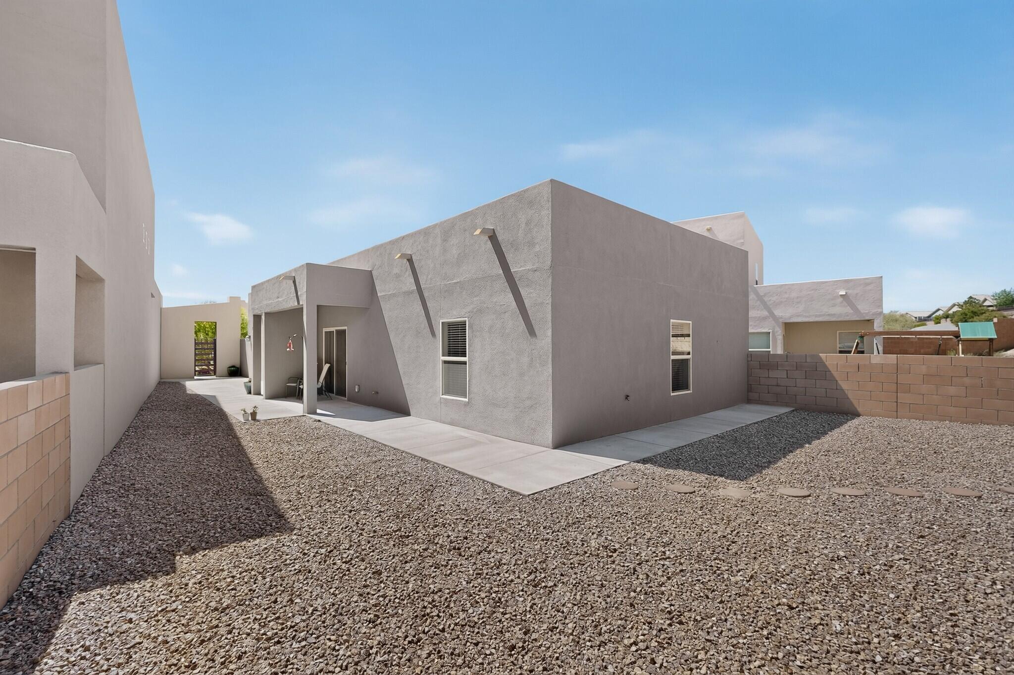 1674 Tierra Verde Loop NW