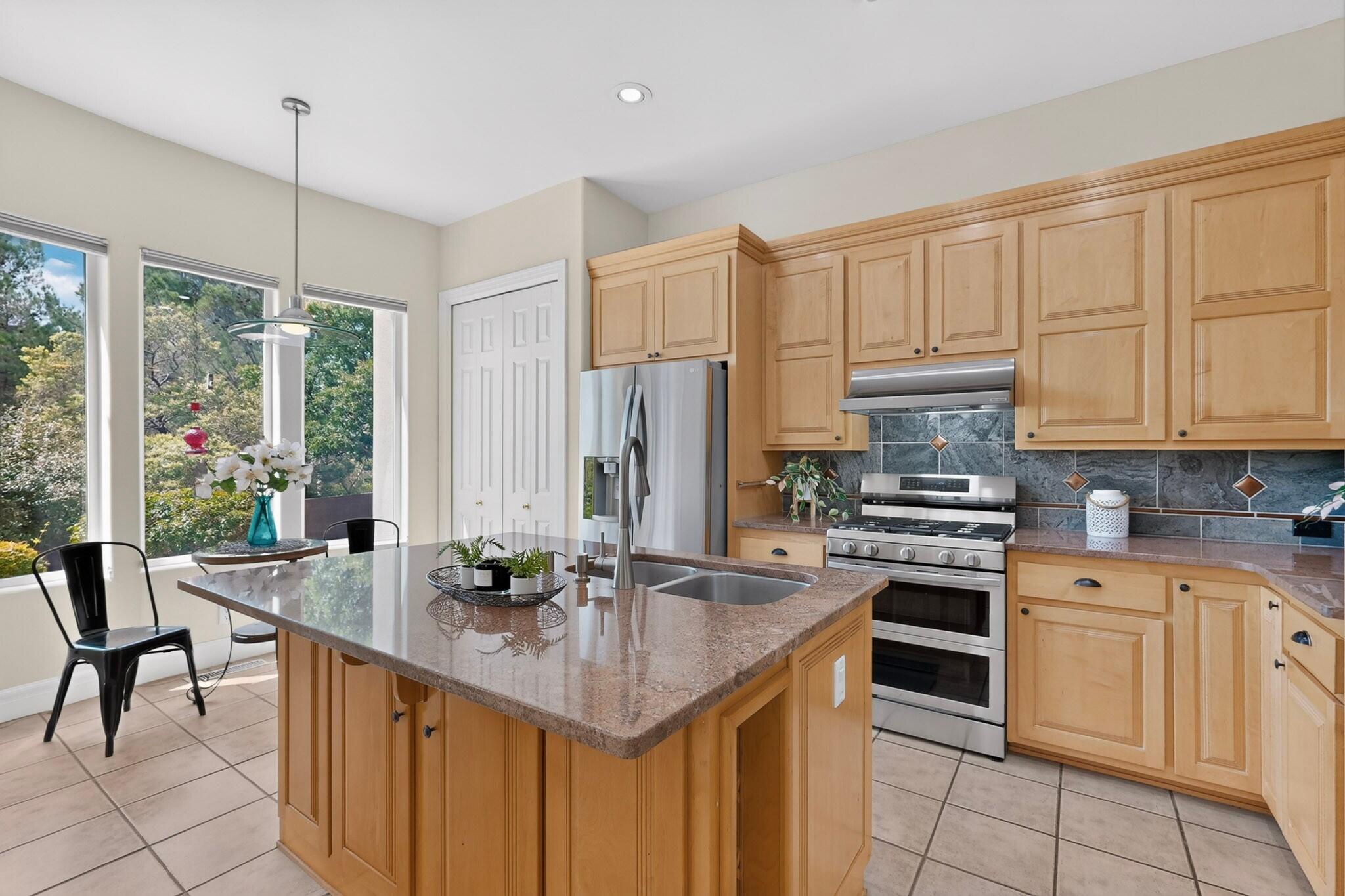 6135 Purple Aster Lane NE