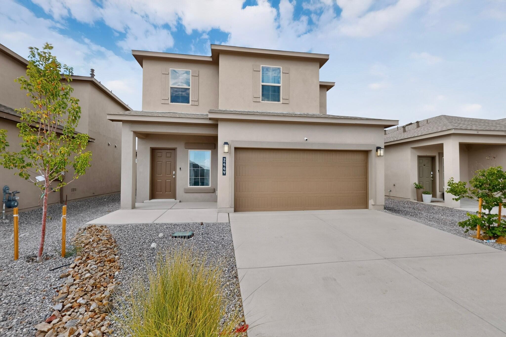2449 Balcomie Road NE