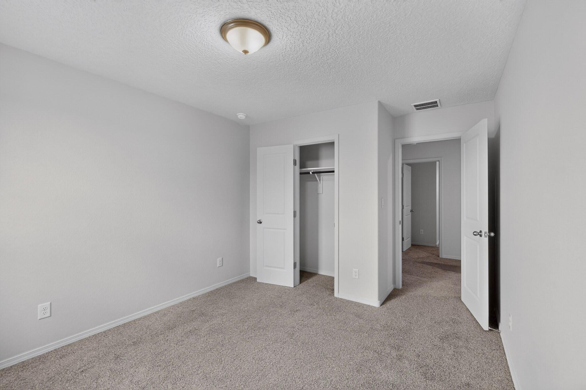 2449 Balcomie Road NE
