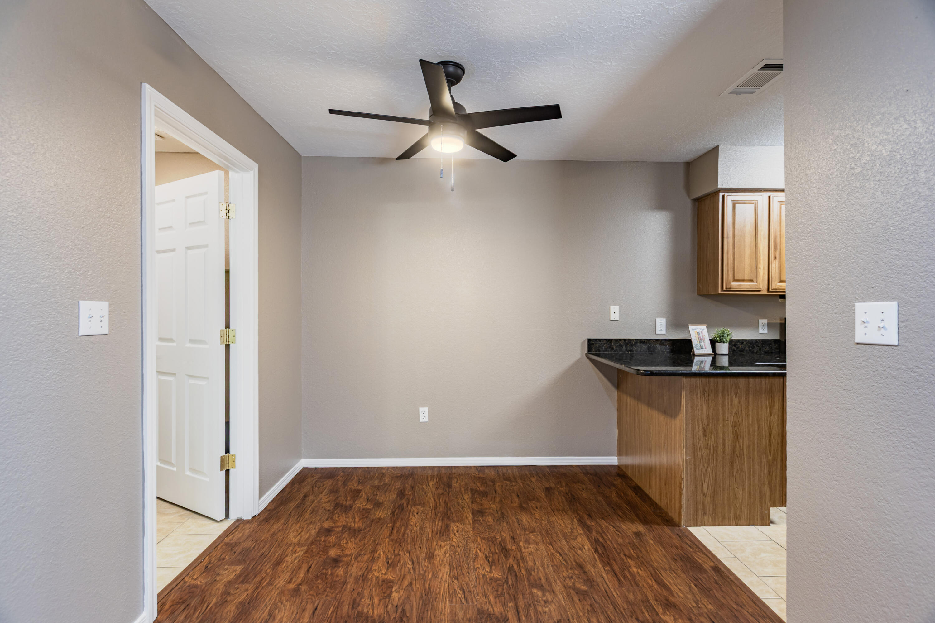 4701 Morris Street NE 503