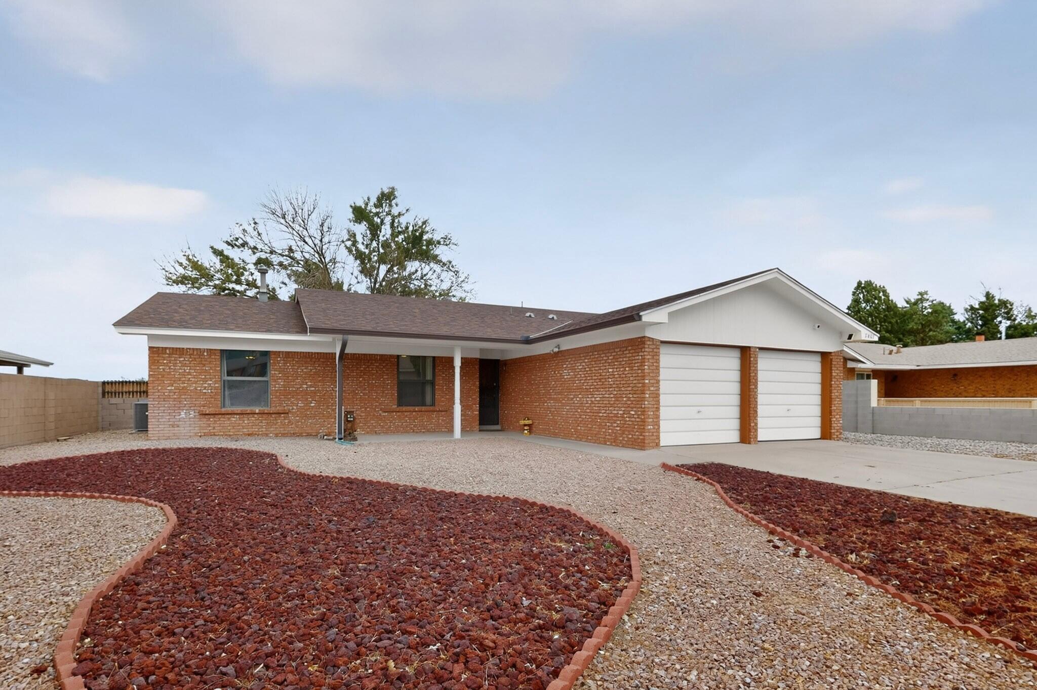 7401 Mayflower Road NE