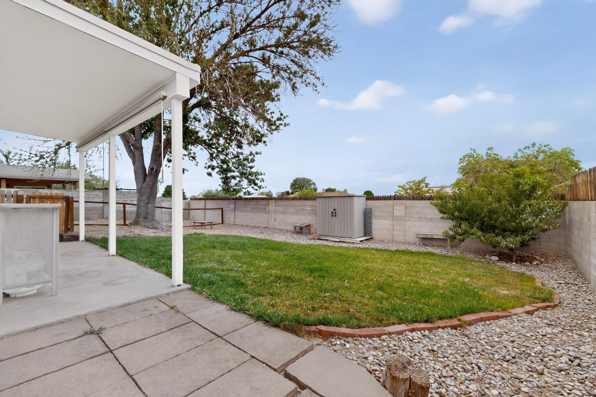7401 Mayflower Road NE