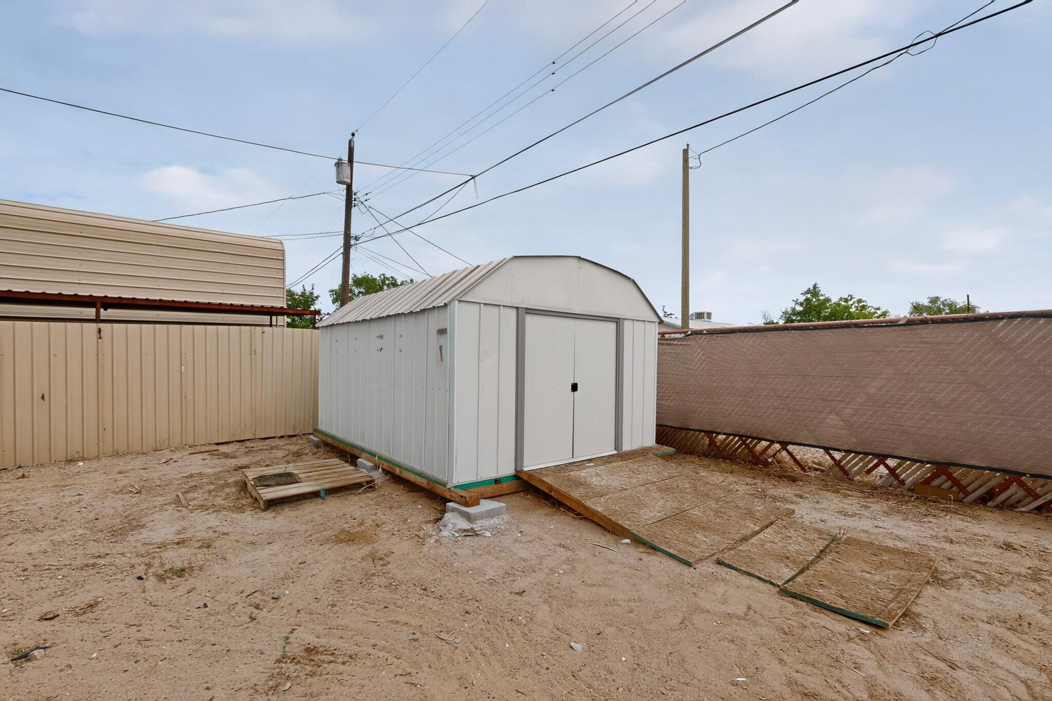 1117 W Delgado Avenue