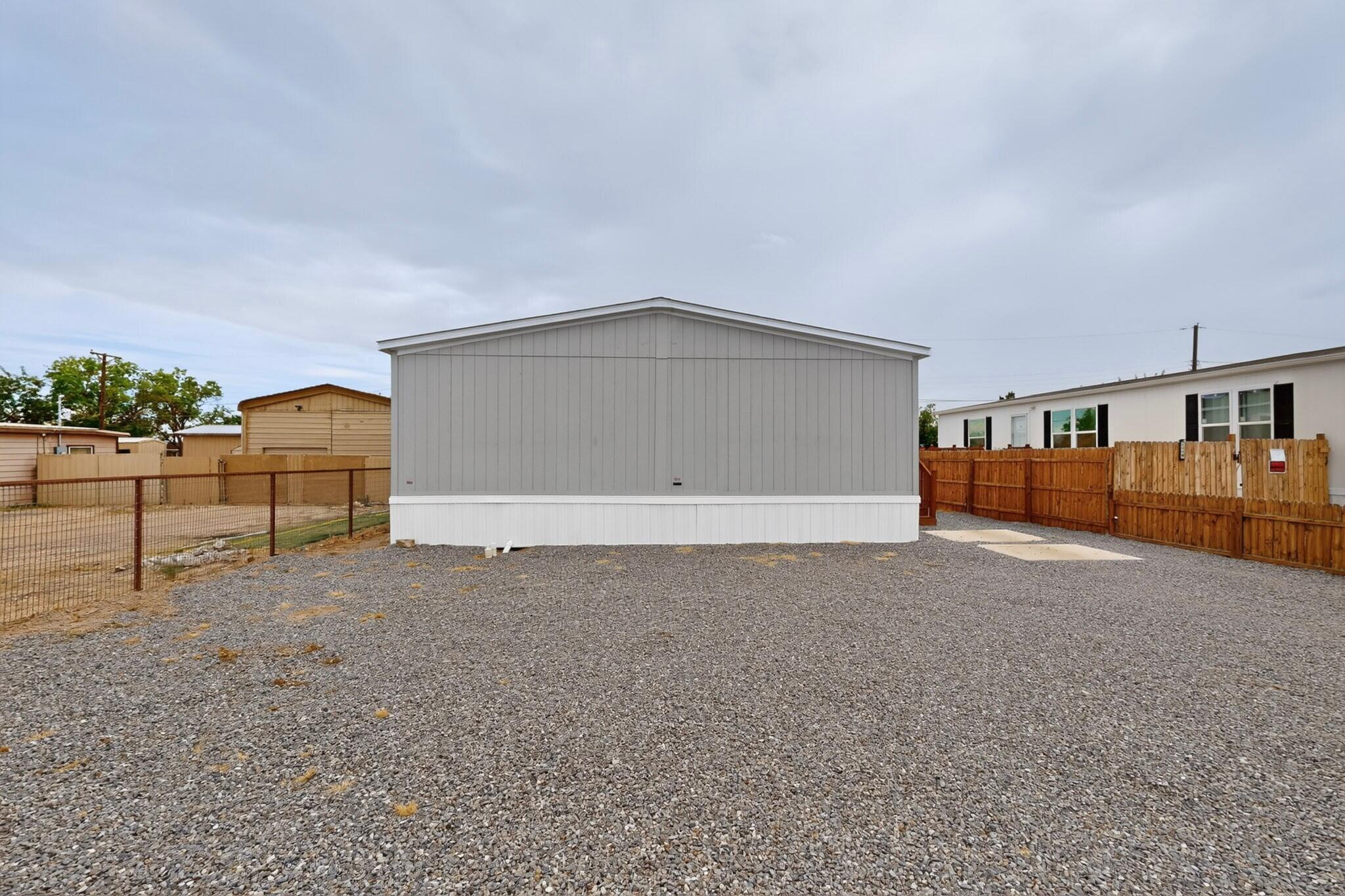 1117 W Delgado Avenue