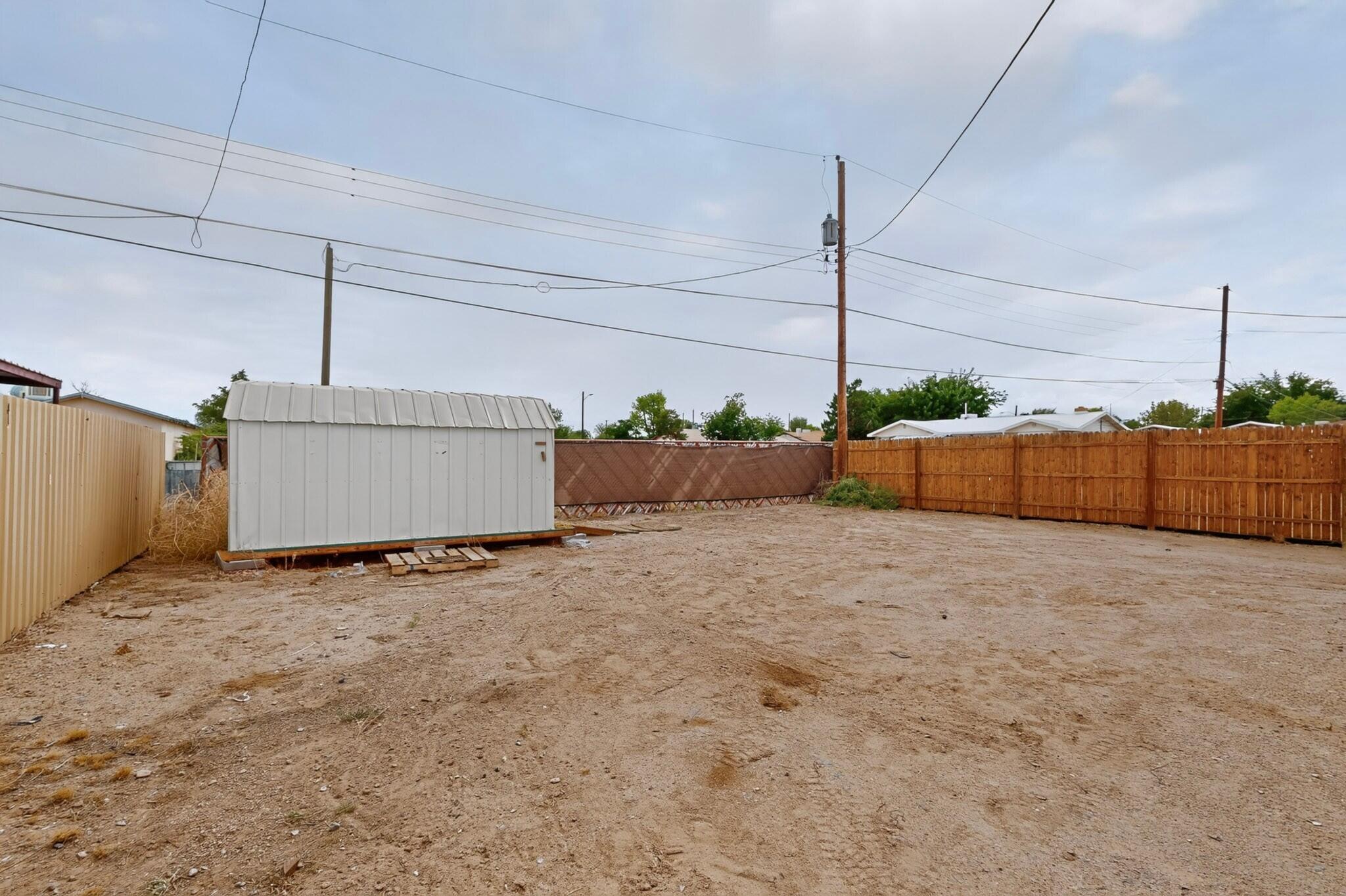 1117 W Delgado Avenue