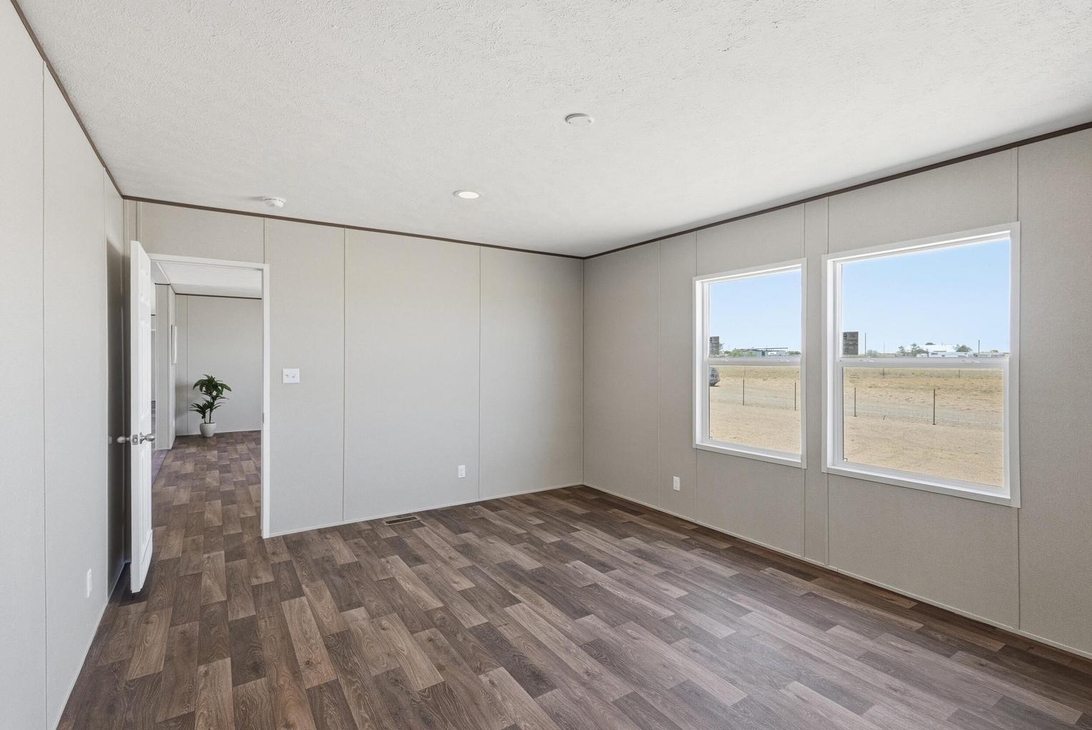 5 Meadowlake Circle