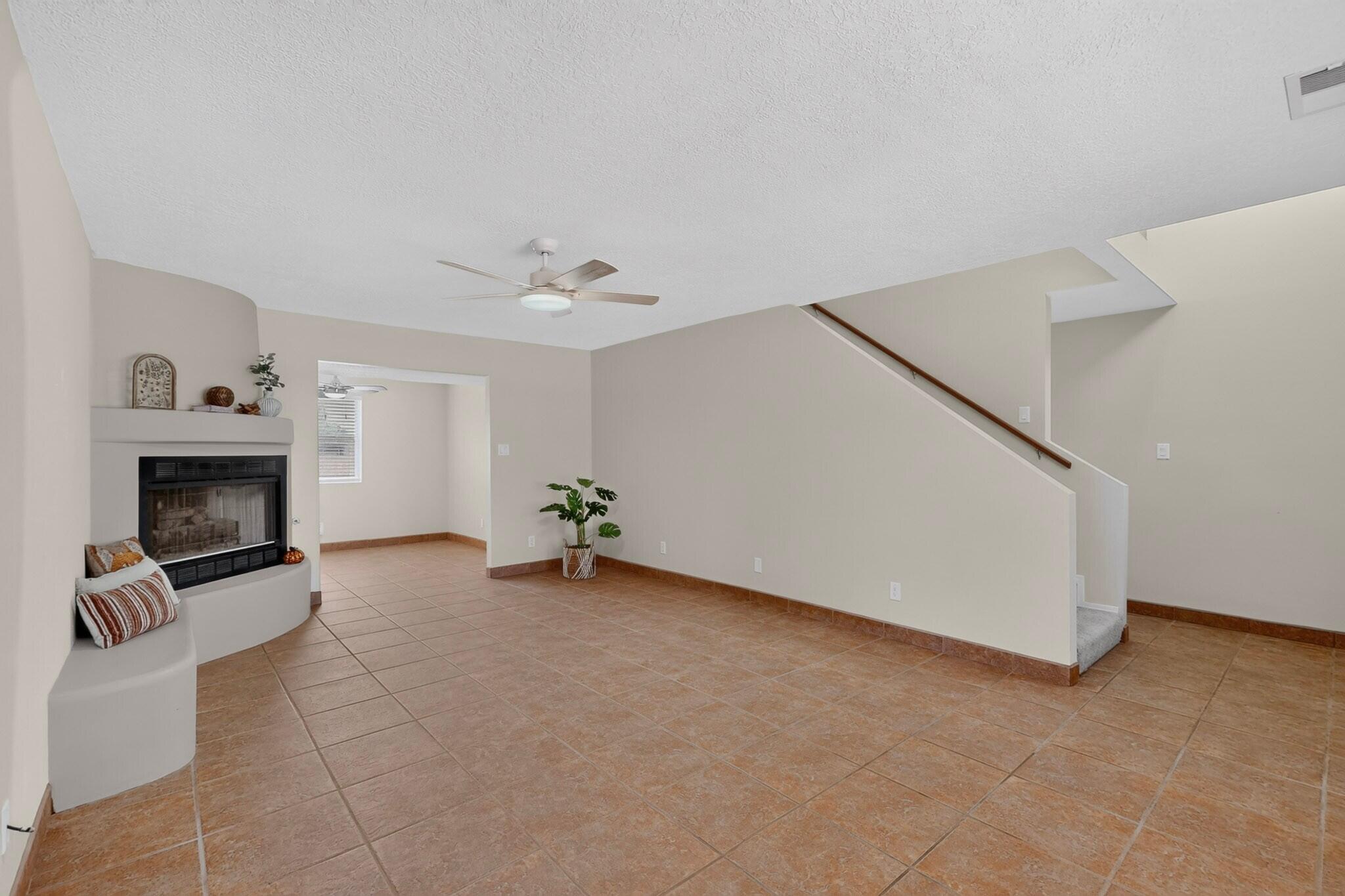 122 Valencia Road