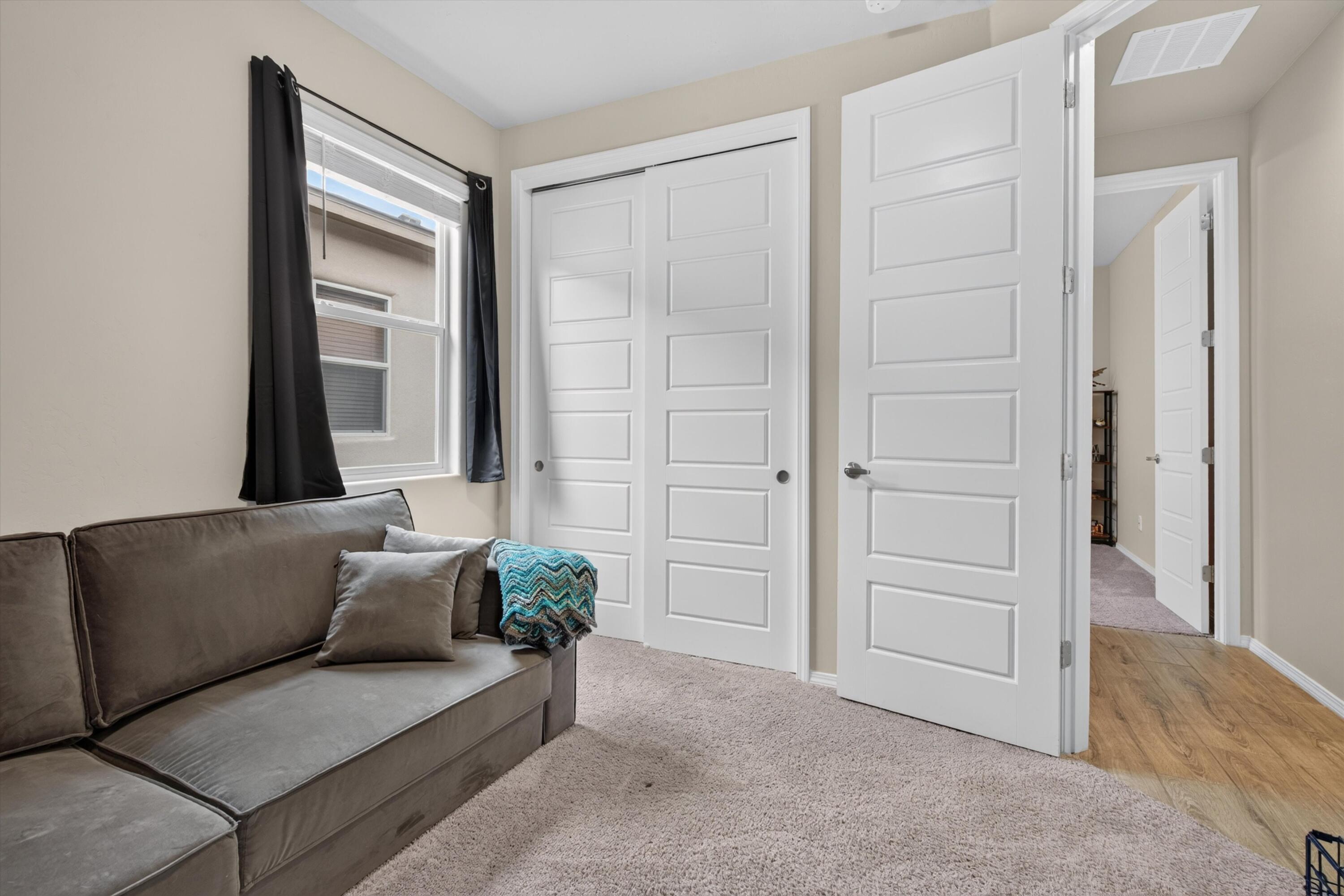 4225 Crowned Eagle Loop NE