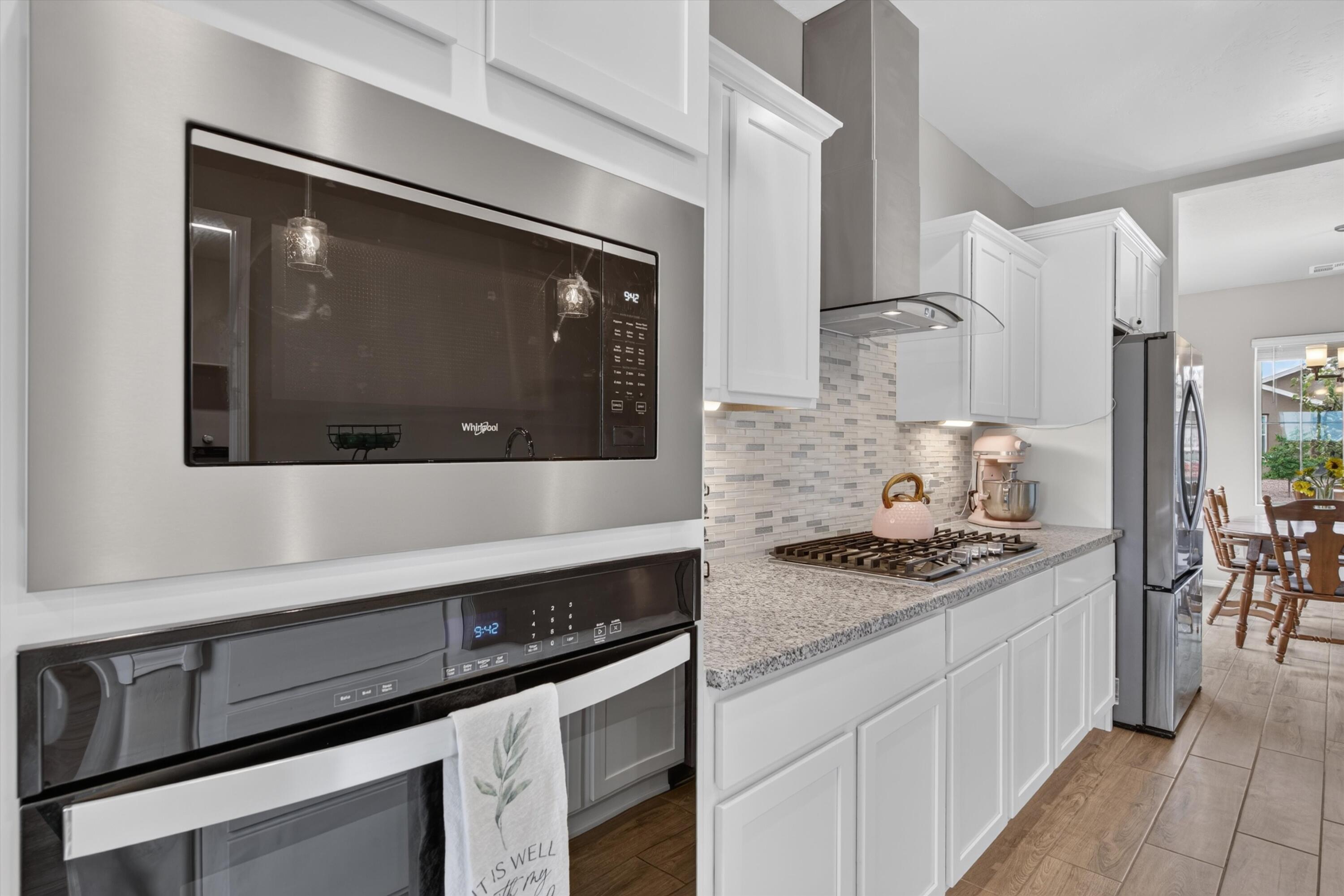4225 Crowned Eagle Loop NE