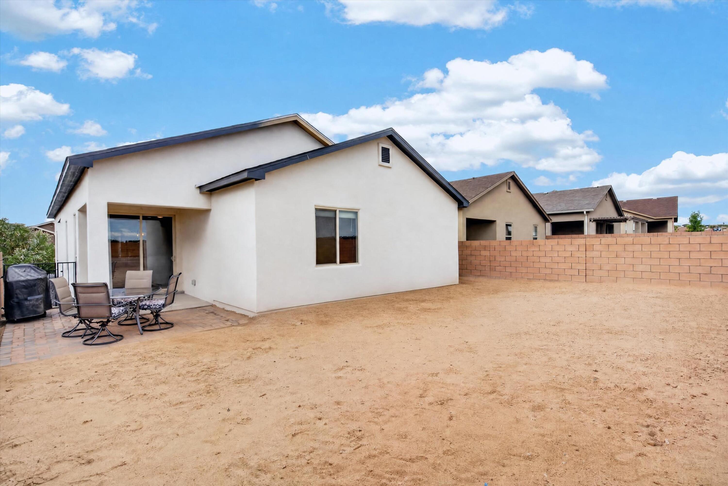4225 Crowned Eagle Loop NE