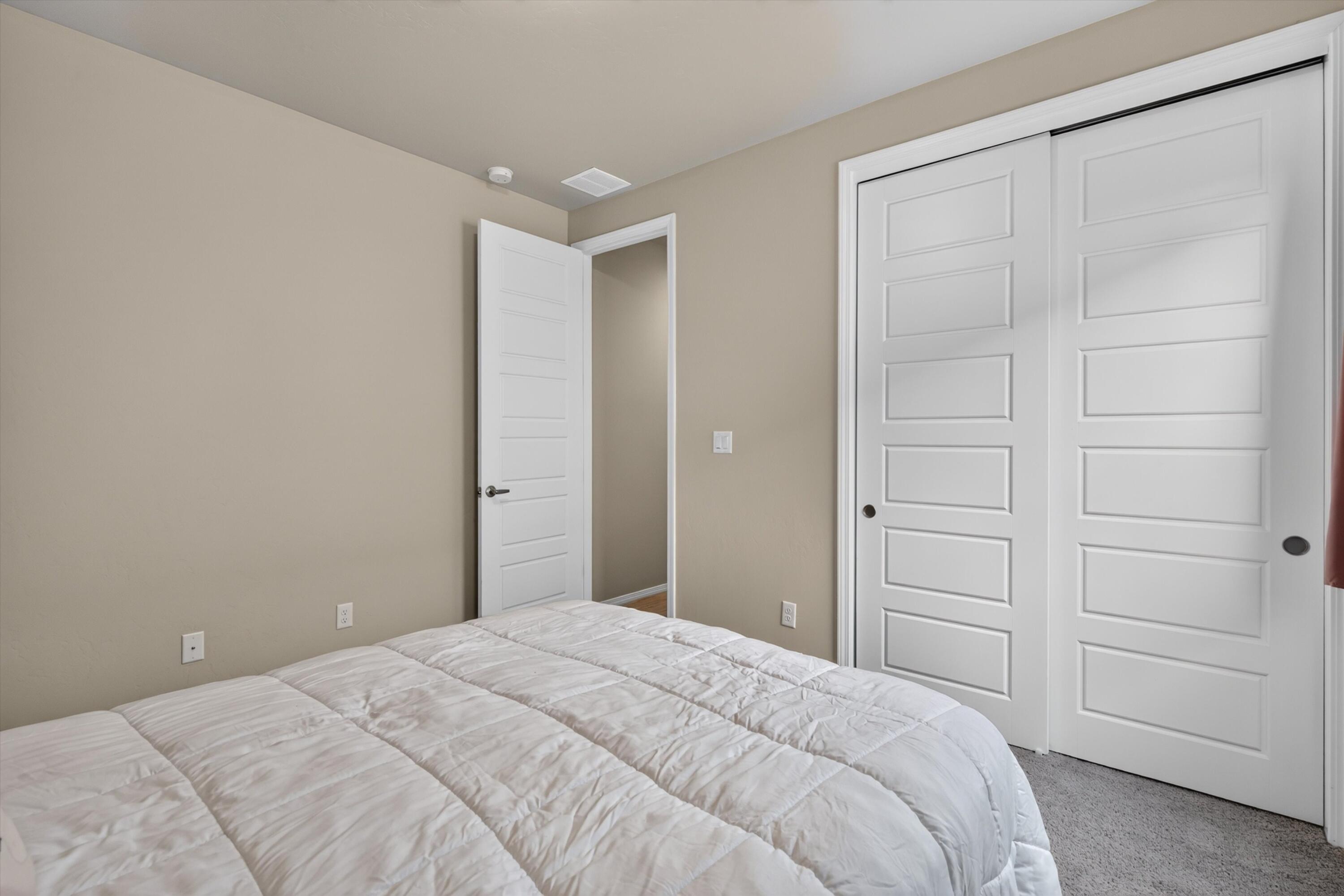 4225 Crowned Eagle Loop NE