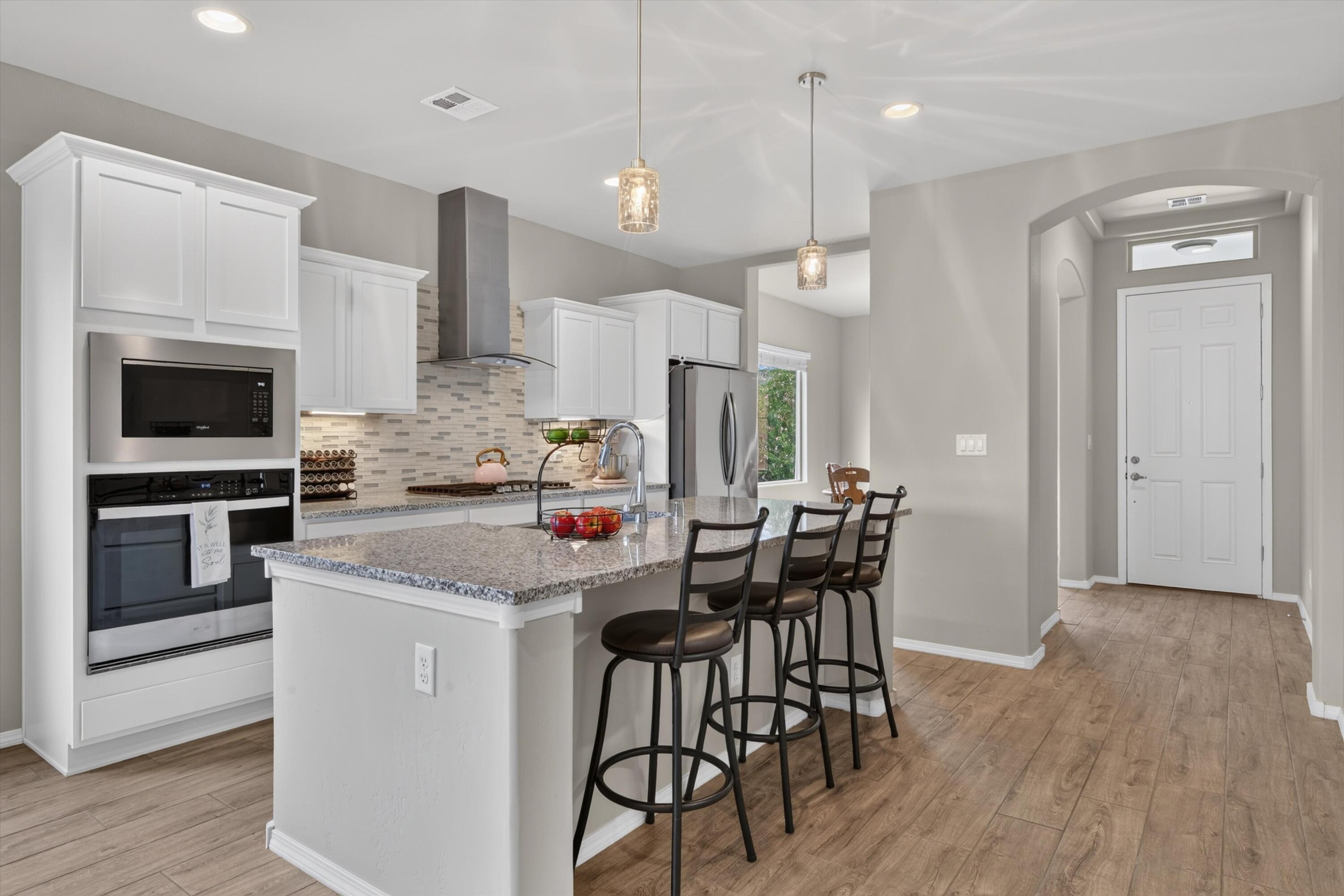 4225 Crowned Eagle Loop NE