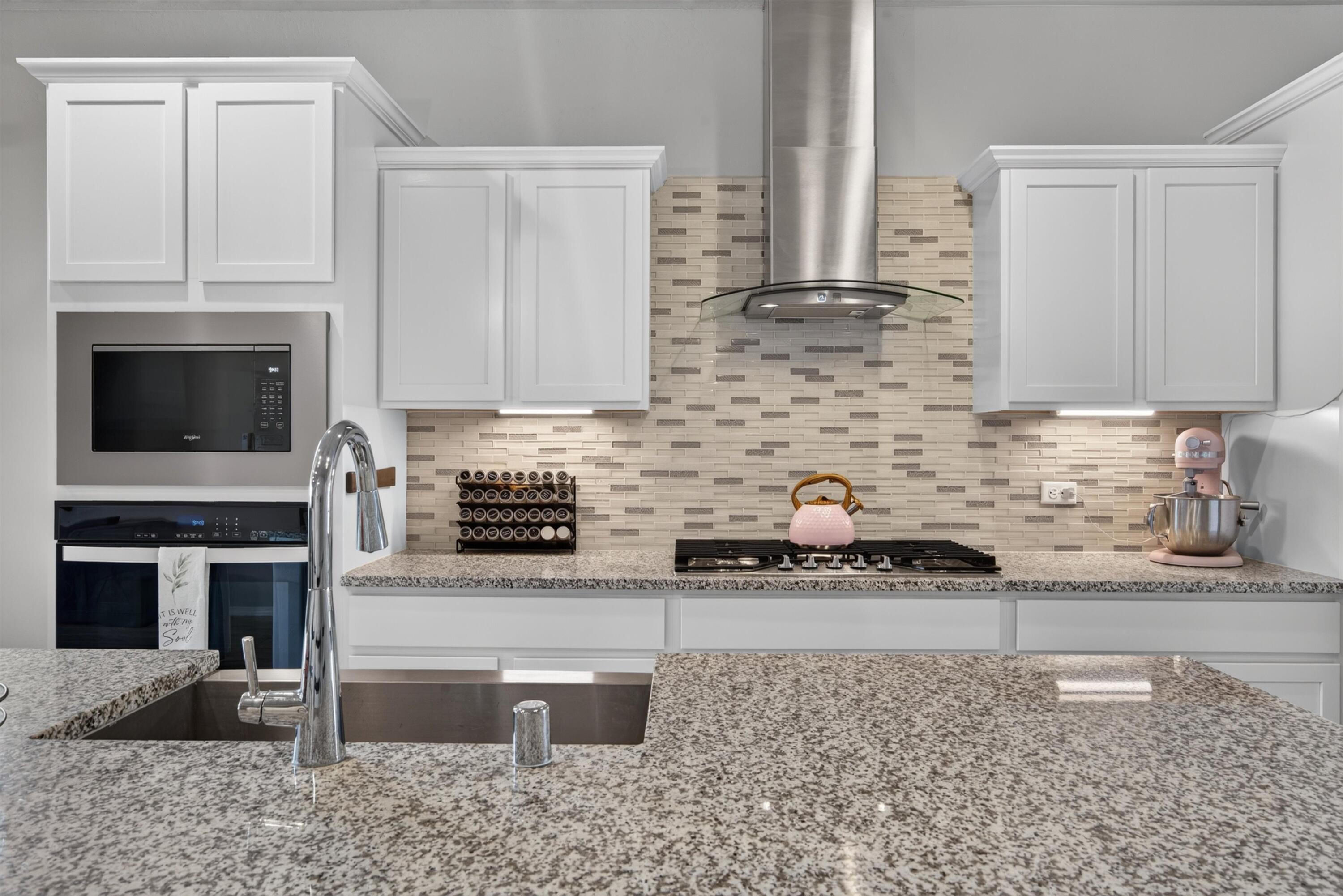 4225 Crowned Eagle Loop NE
