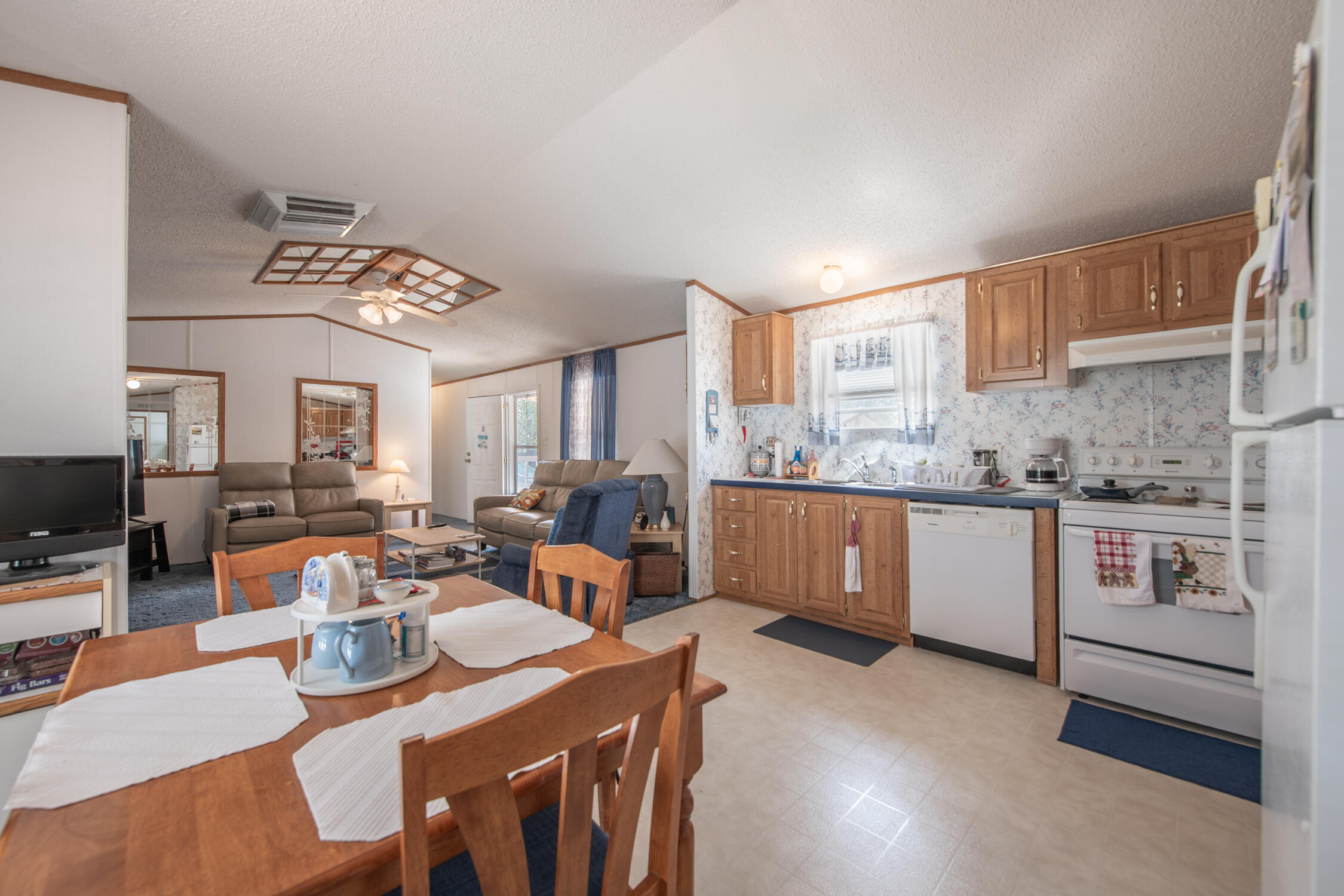 11100 Gibson Boulevard SE UNIT 369