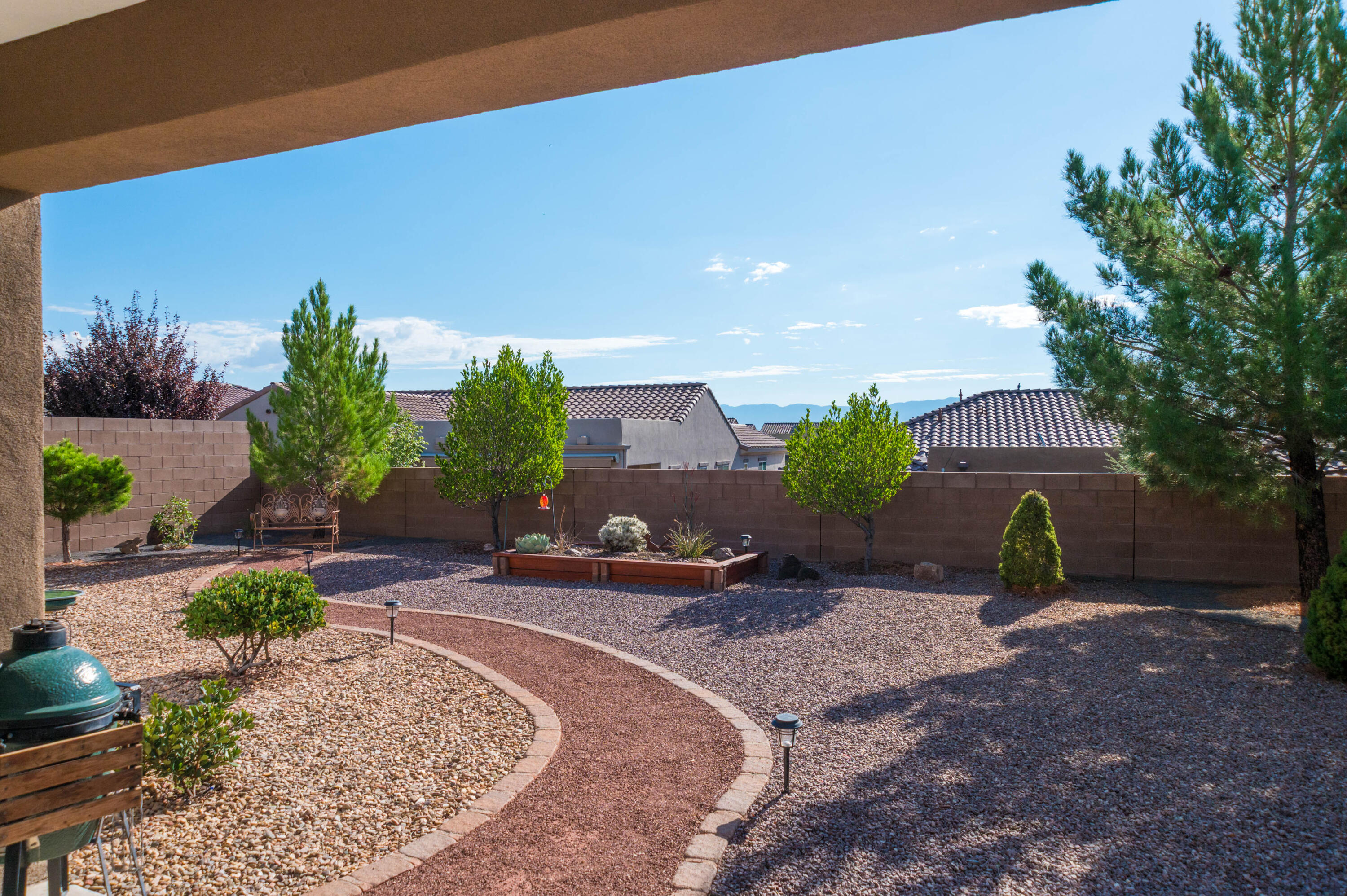 2320 Komatke Trail NW