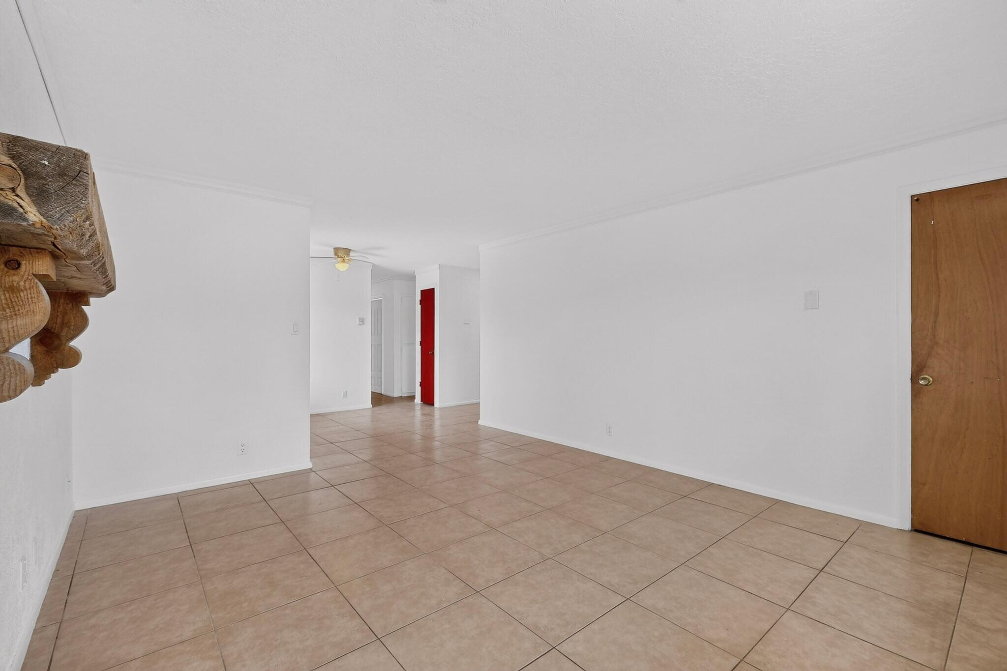 6075 Redlands Road NW