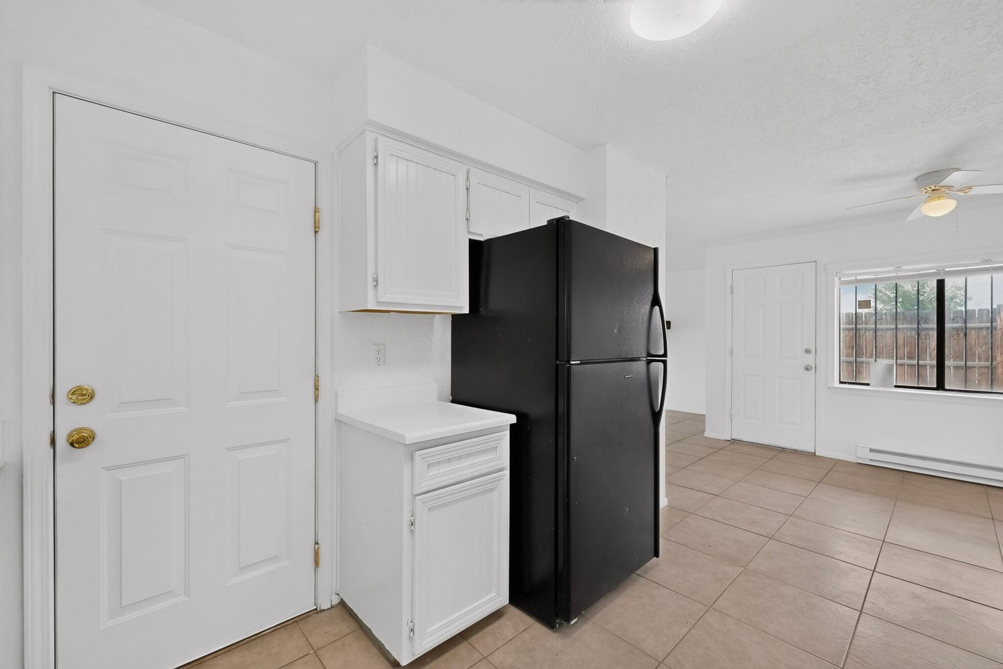 6075 Redlands Road NW