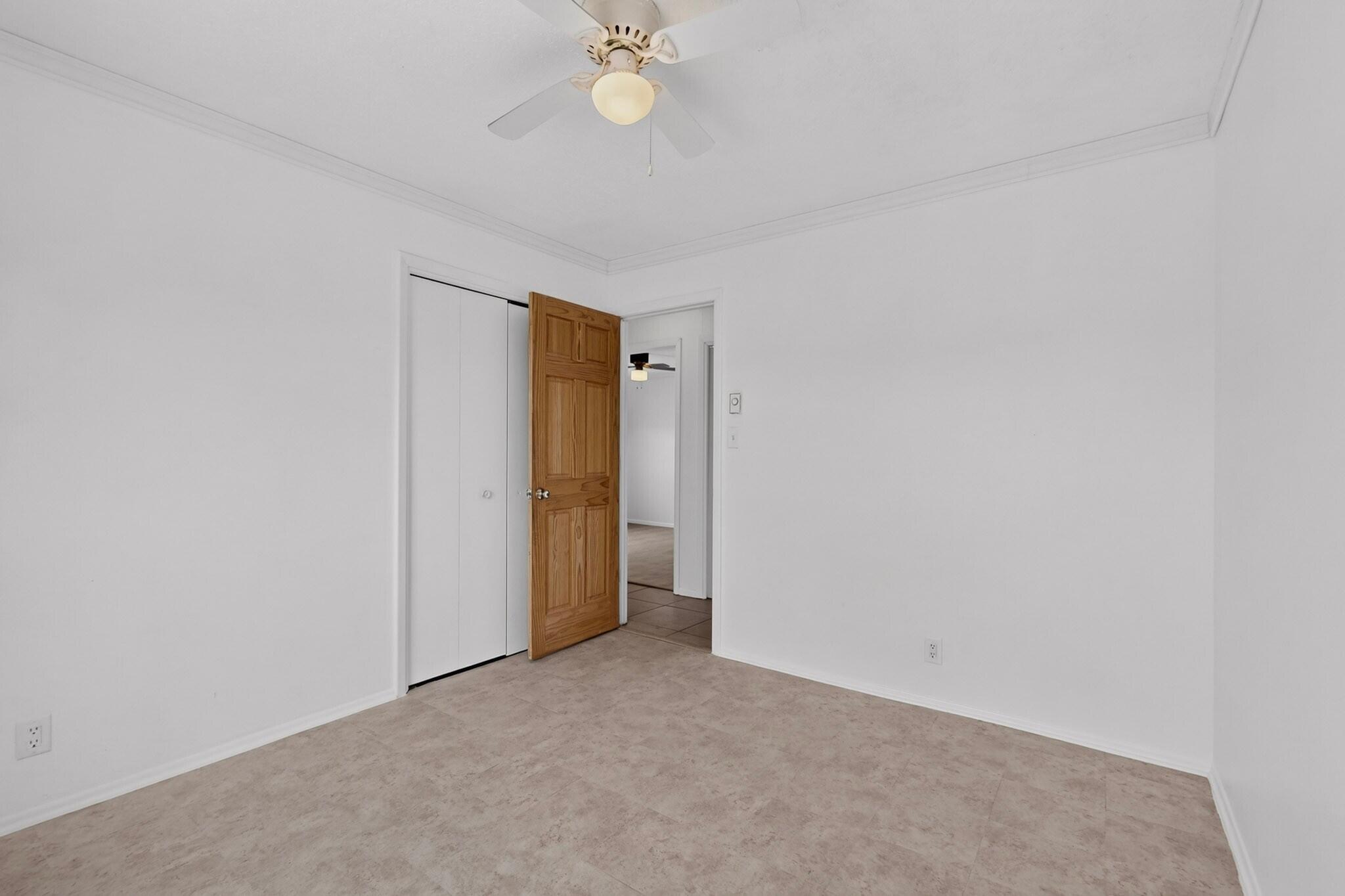 6075 Redlands Road NW