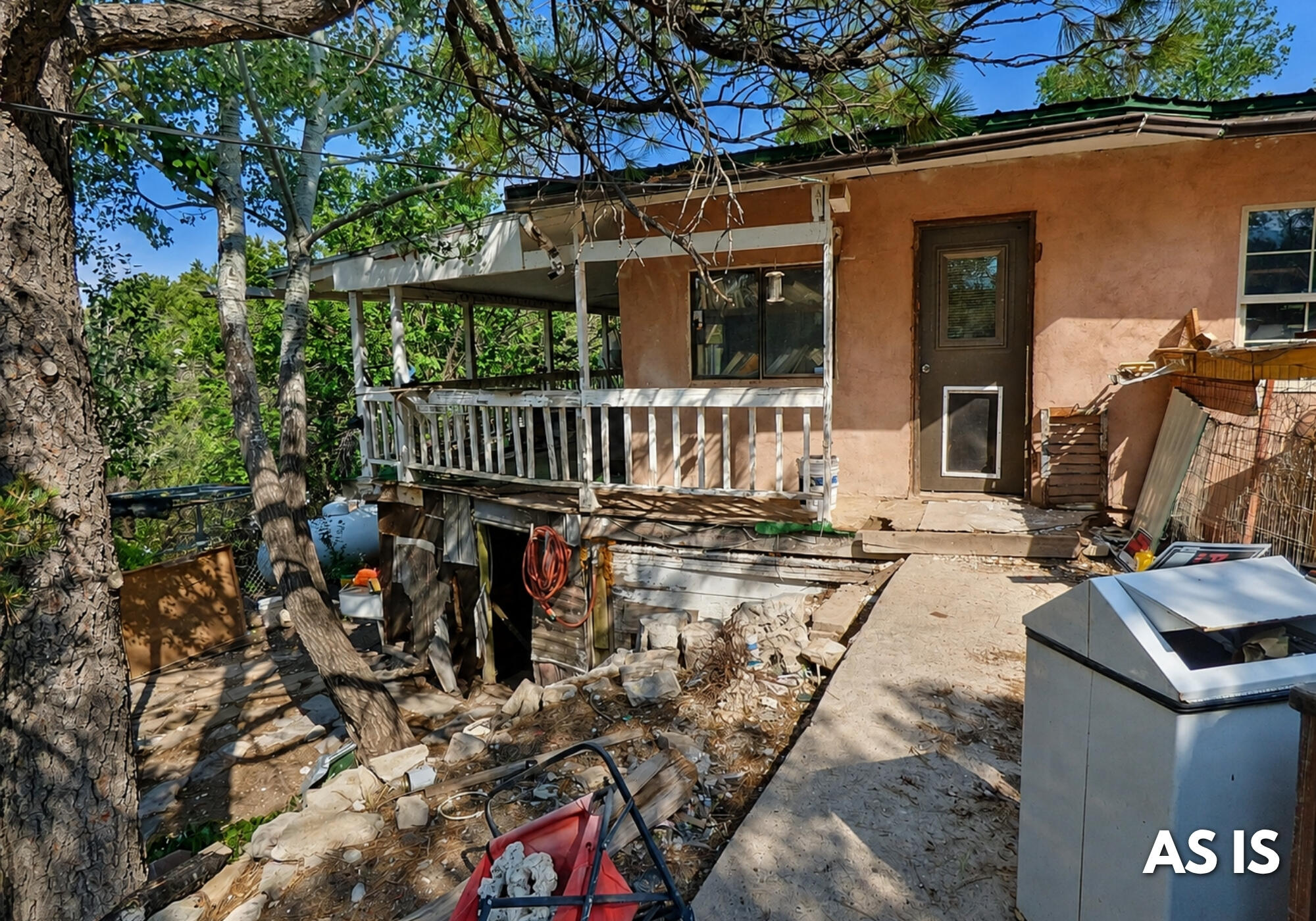 6 Sedillo Road