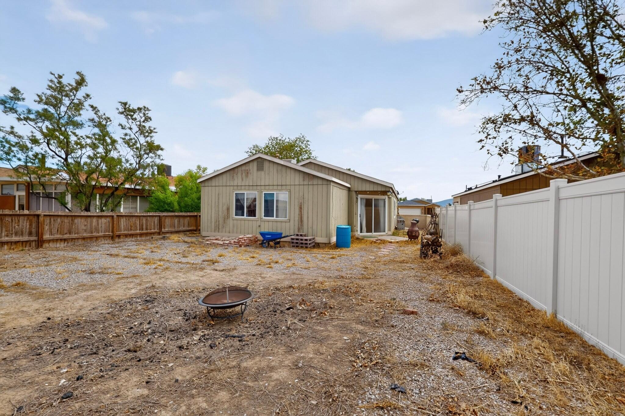 2153 High Desert Circle NE