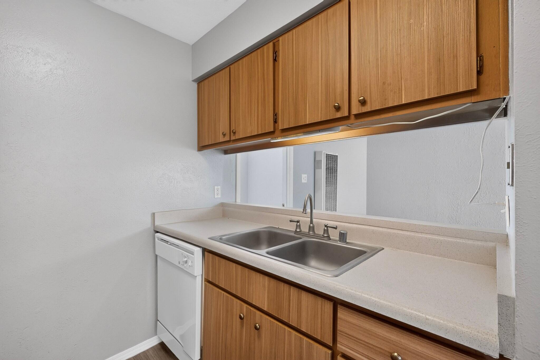 1116 Nakomis Drive NE
