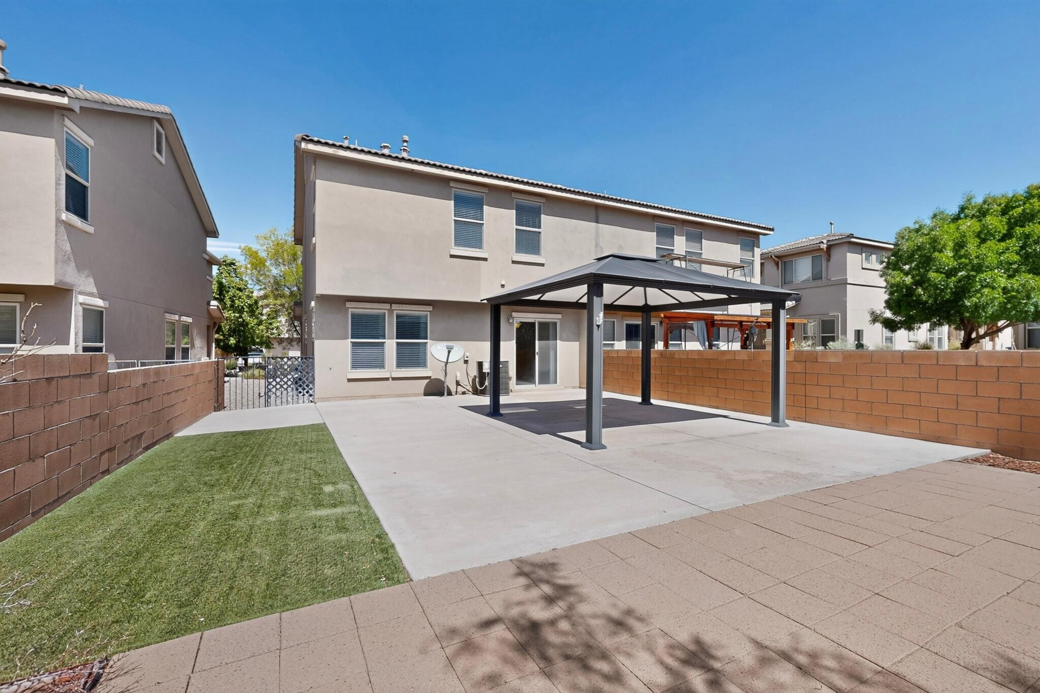 10940 Fort Point Lane NE
