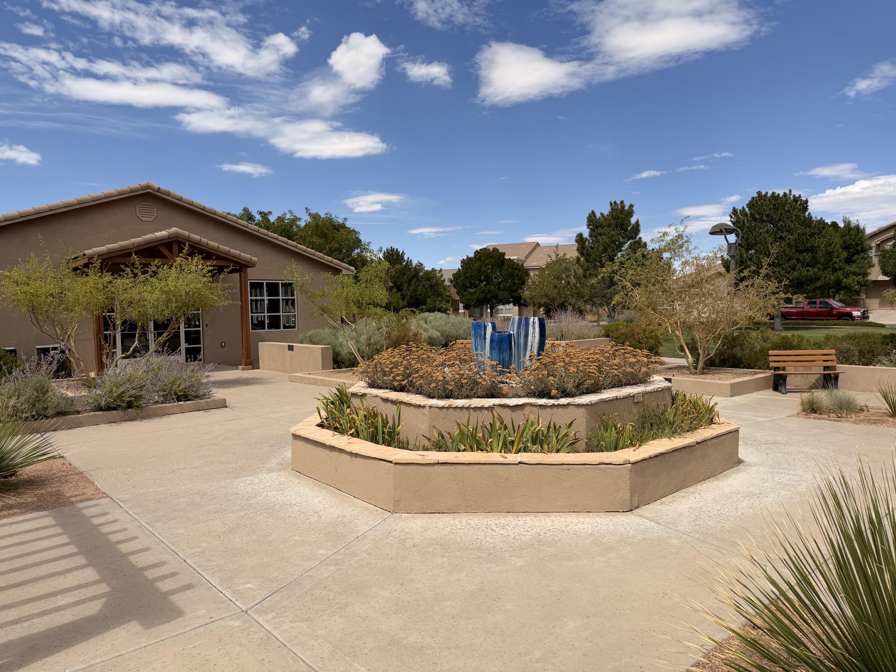 10940 Fort Point Lane NE
