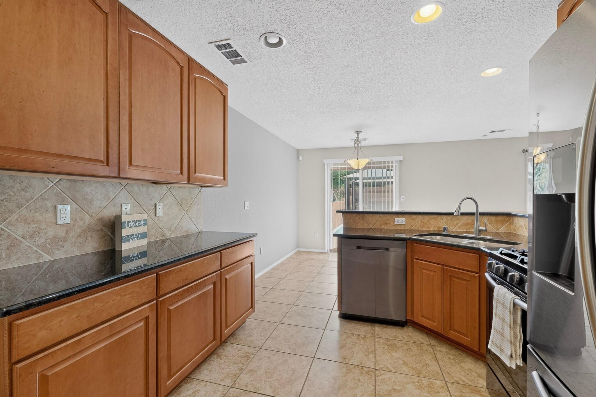 10940 Fort Point Lane NE