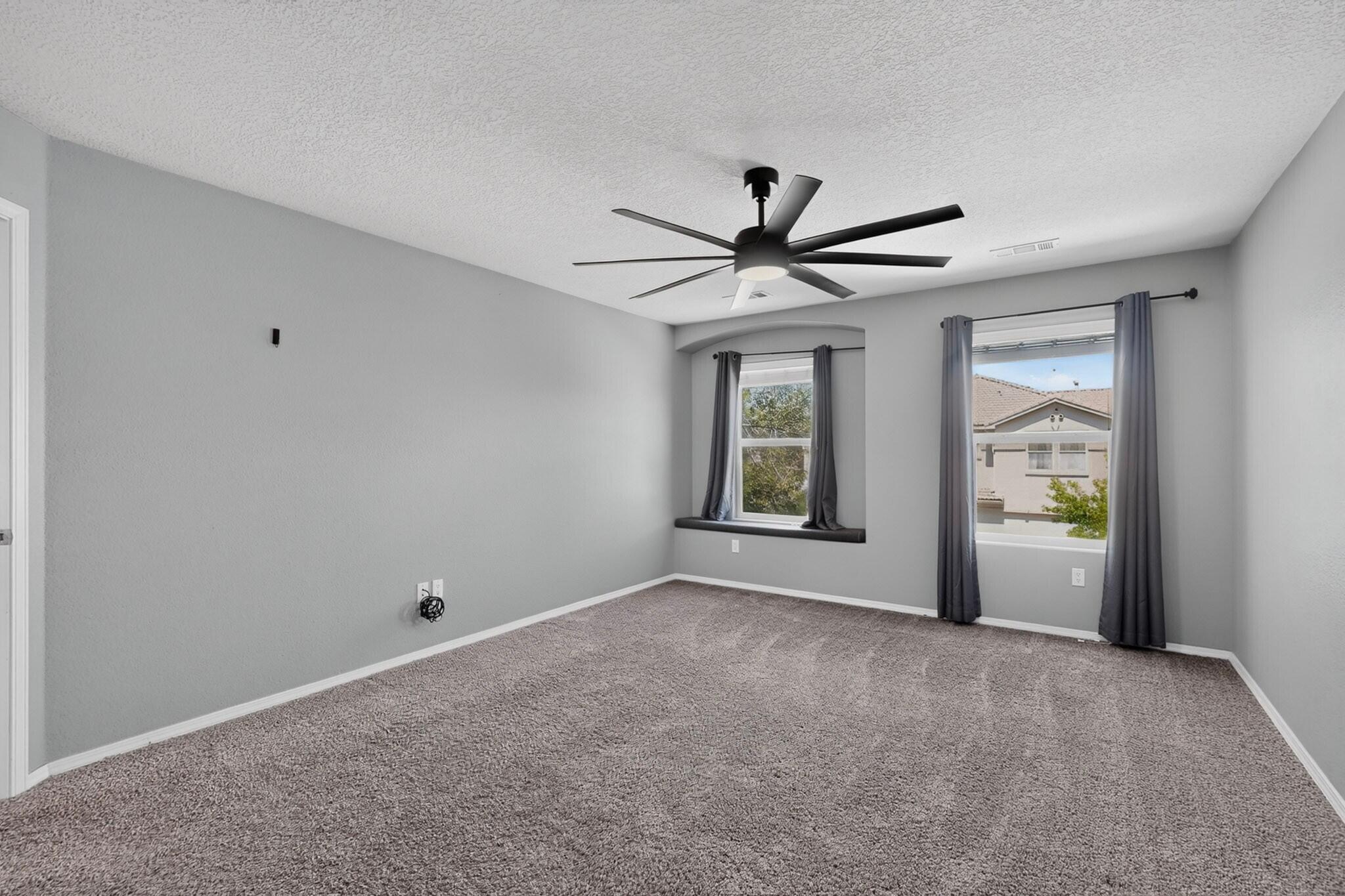 10940 Fort Point Lane NE