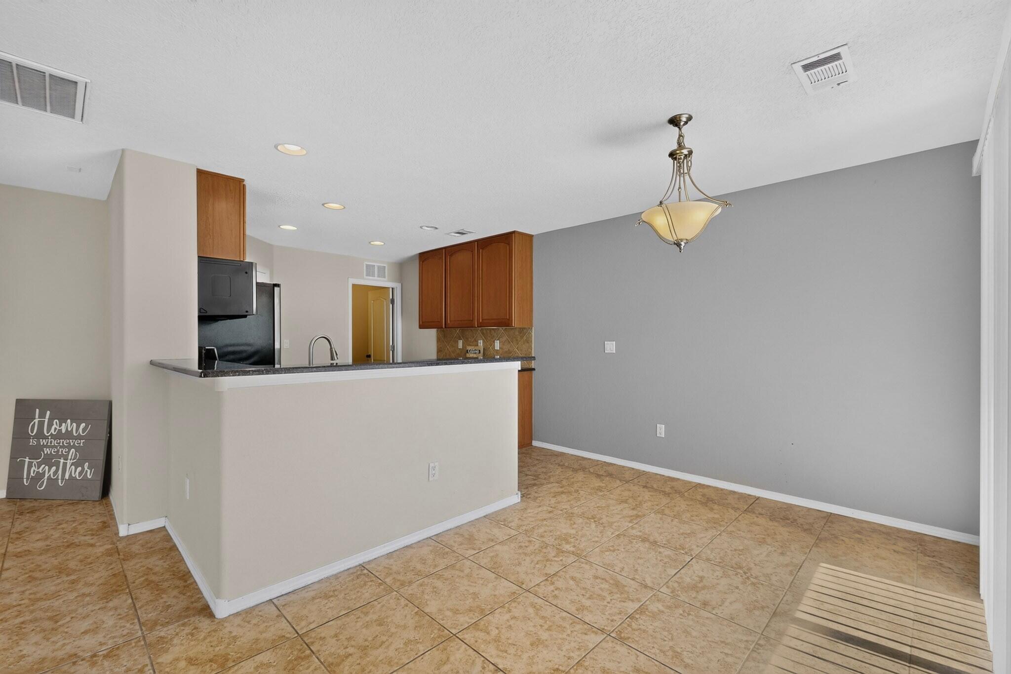 10940 Fort Point Lane NE