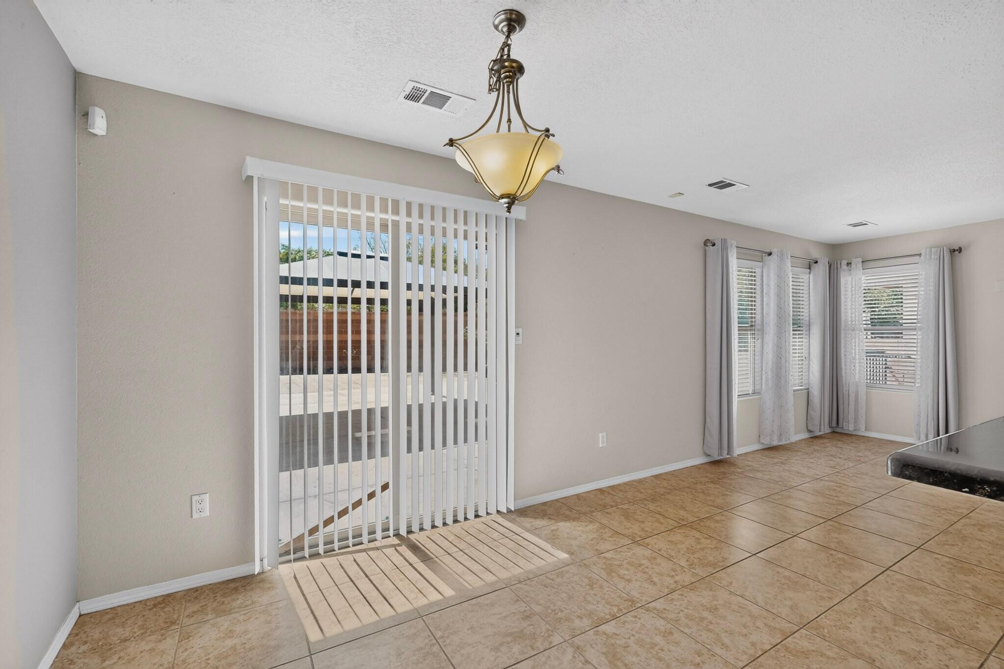 10940 Fort Point Lane NE