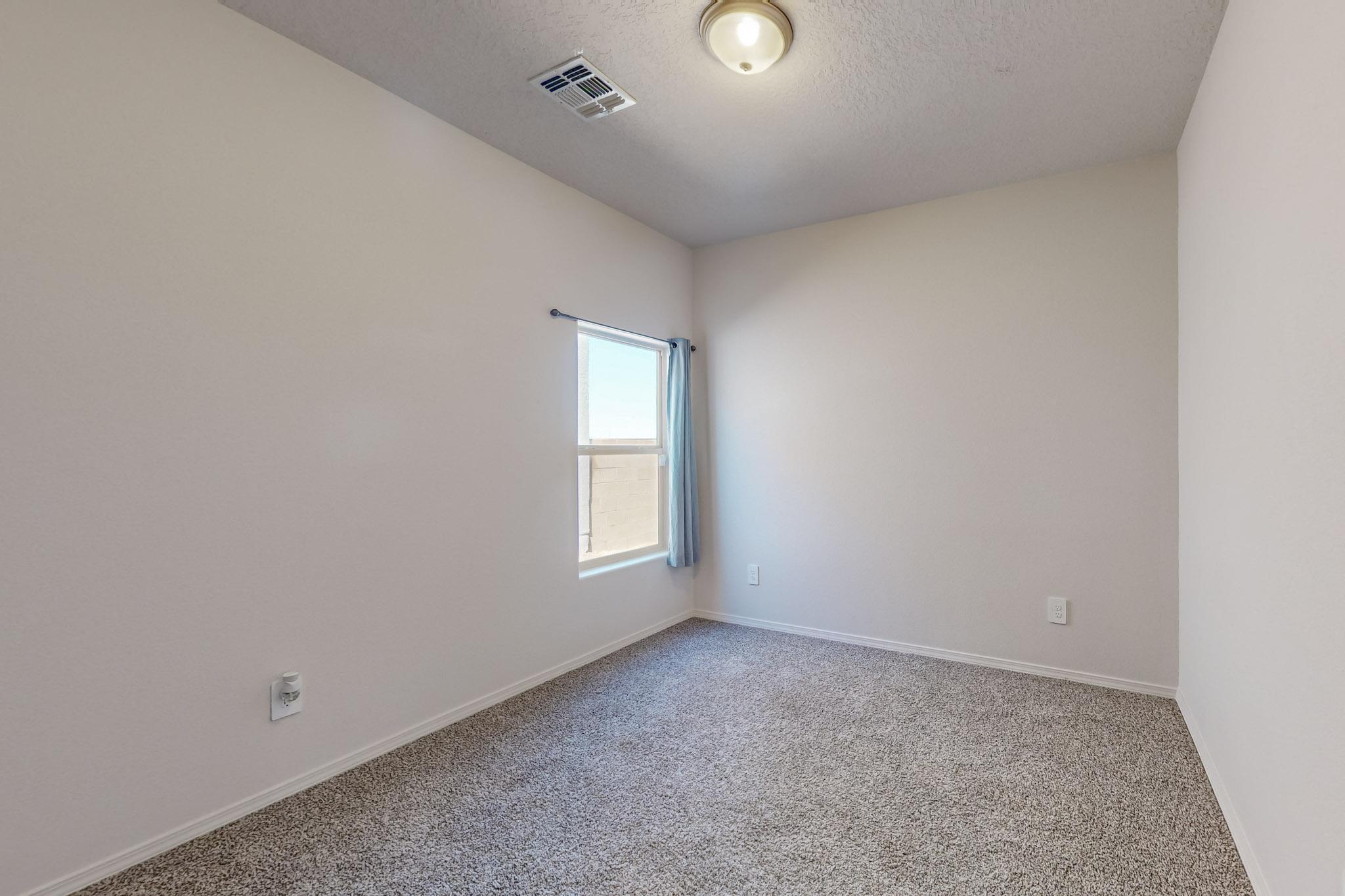 1820 Villa Contesa Loop NW
