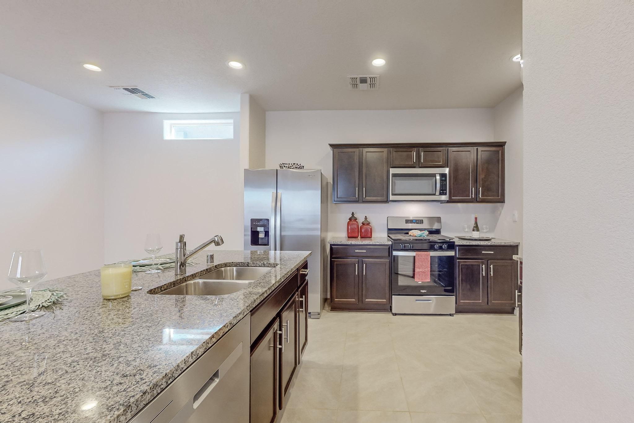 1820 Villa Contesa Loop NW