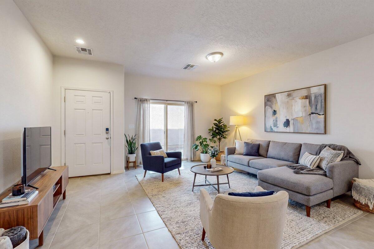 1820 Villa Contesa Loop NW