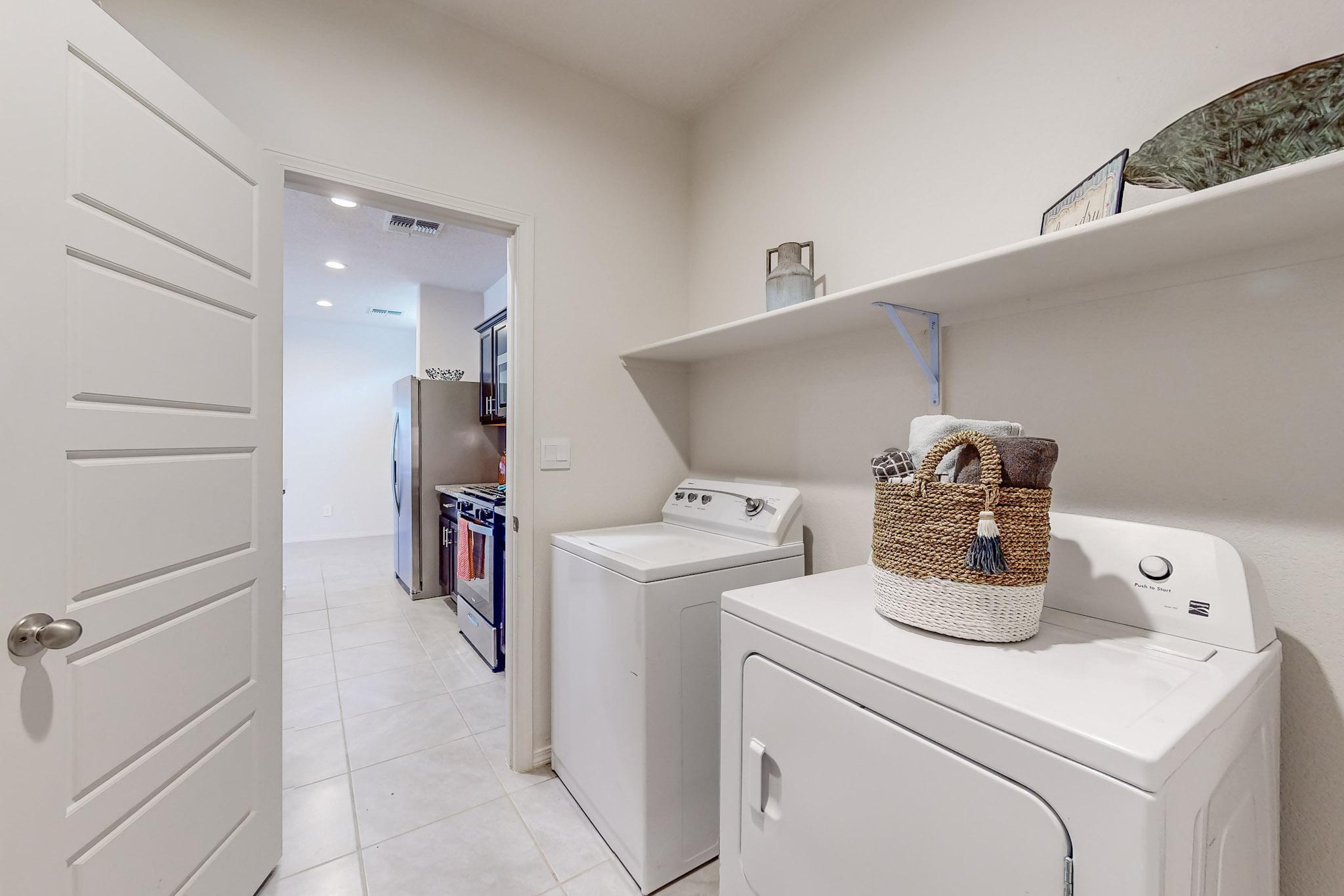 1820 Villa Contesa Loop NW