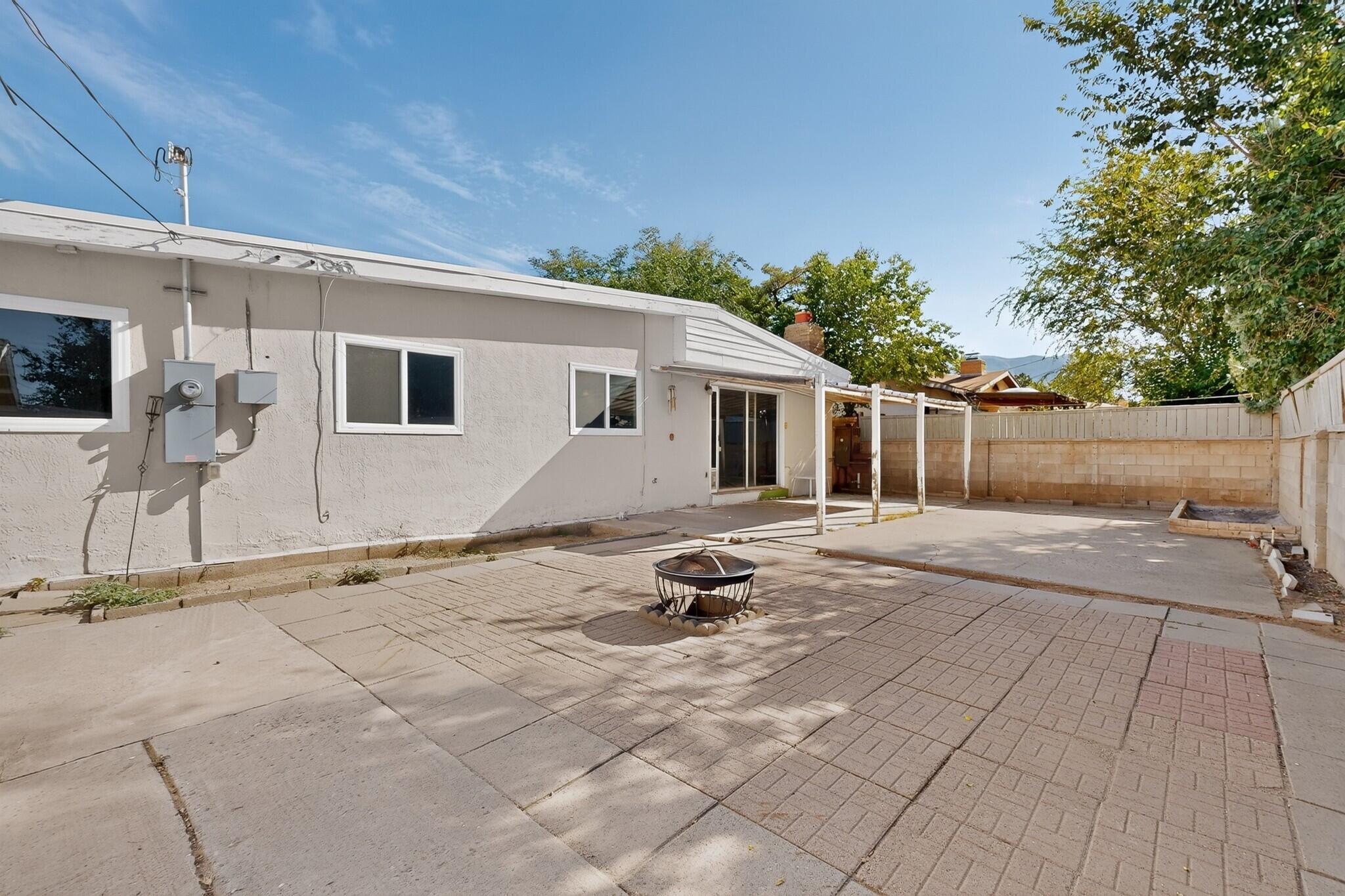 10708 Bellamah Avenue NE
