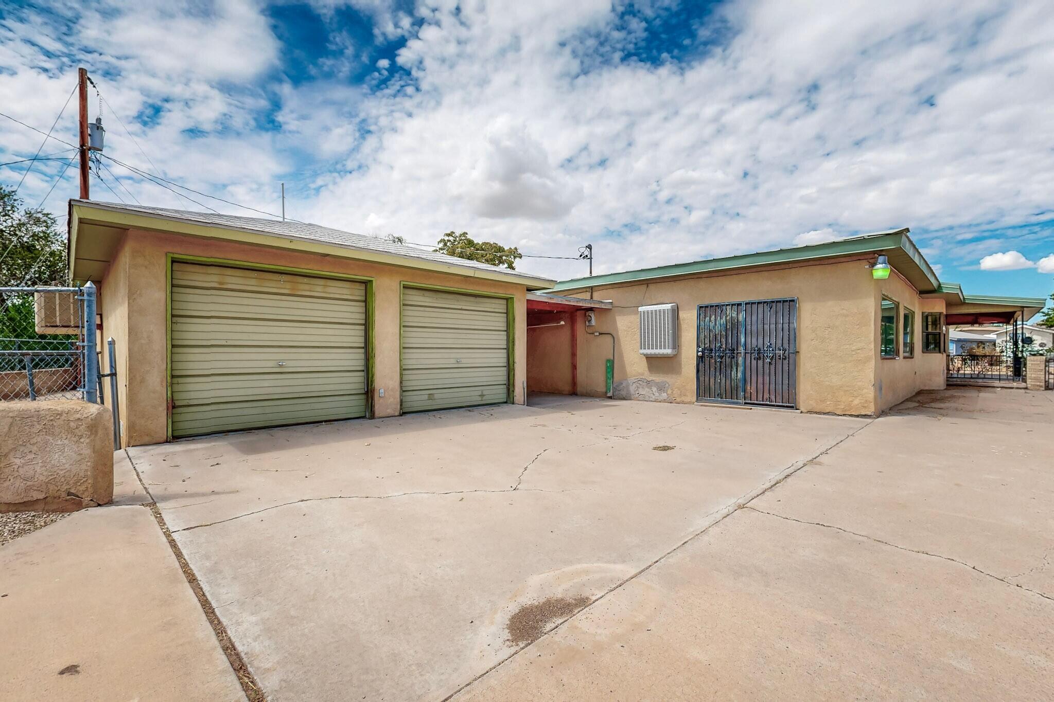 617 Loma Hermosa Drive NW