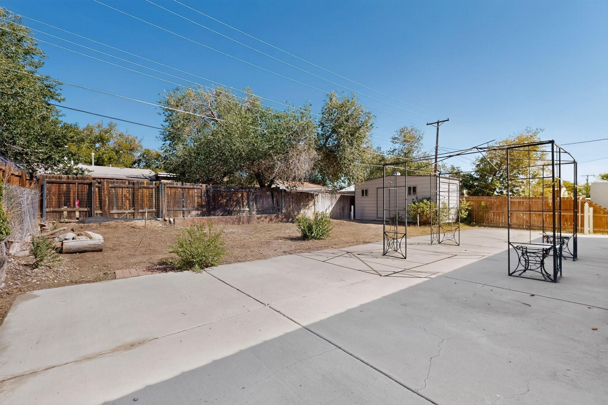 1124 Dorothy Street NE