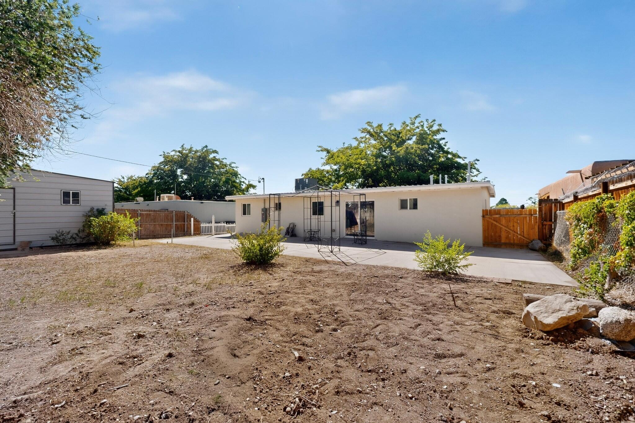 1124 Dorothy Street NE