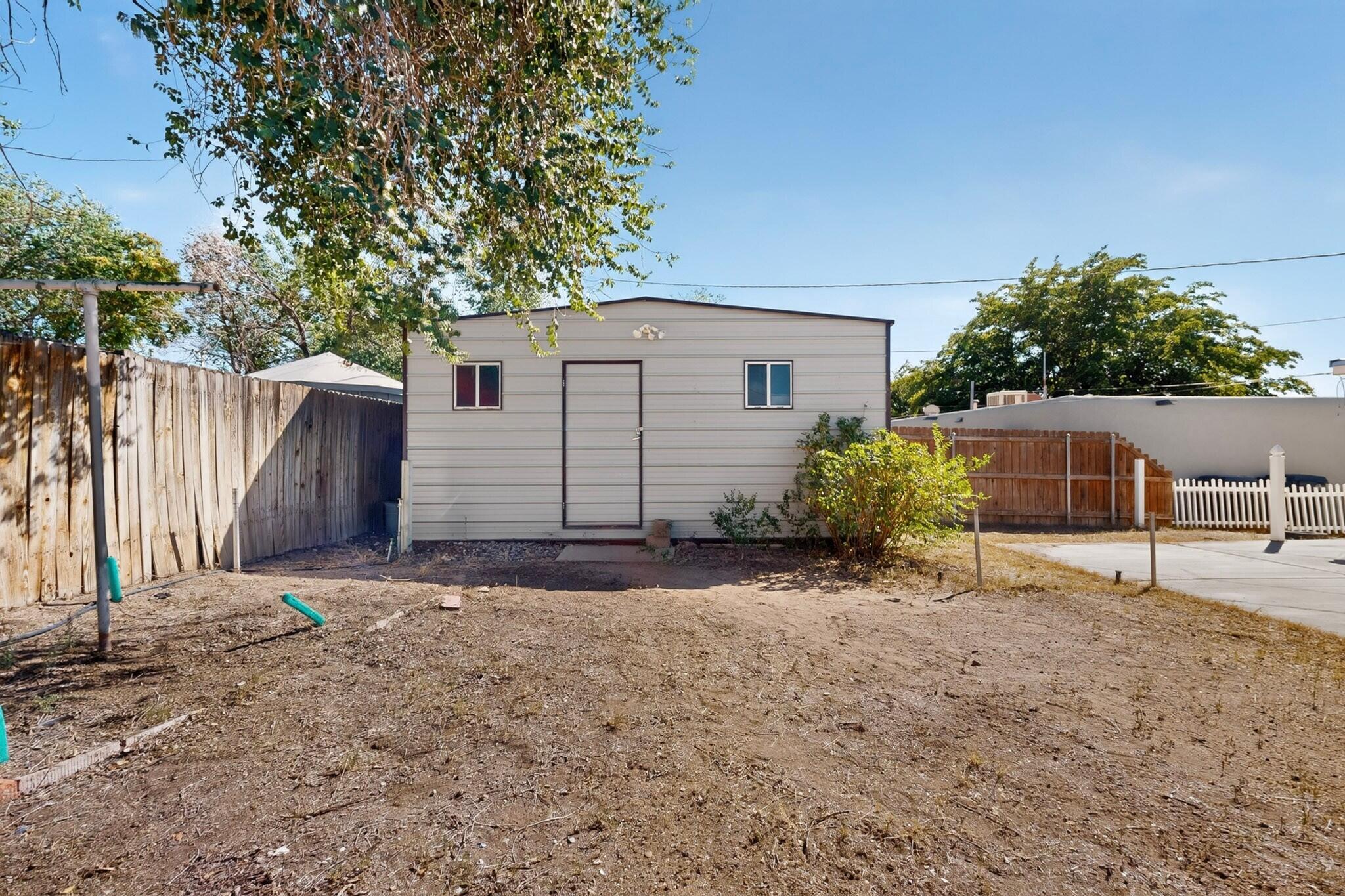 1124 Dorothy Street NE